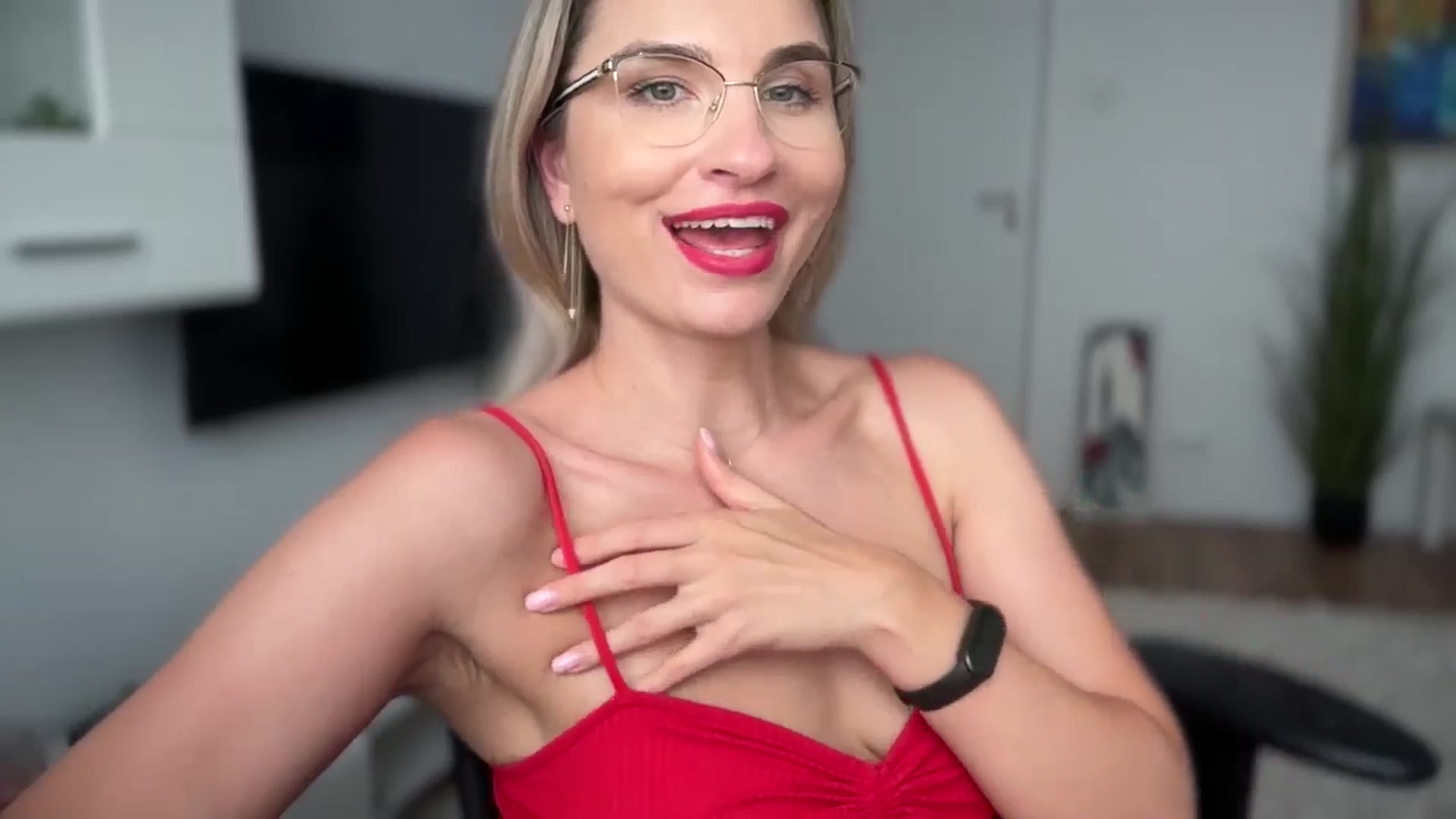 Gallery image thumbnail from AlyMiss's myfreecams stream on, 07/28/2025, 11:18 image 15 of 20