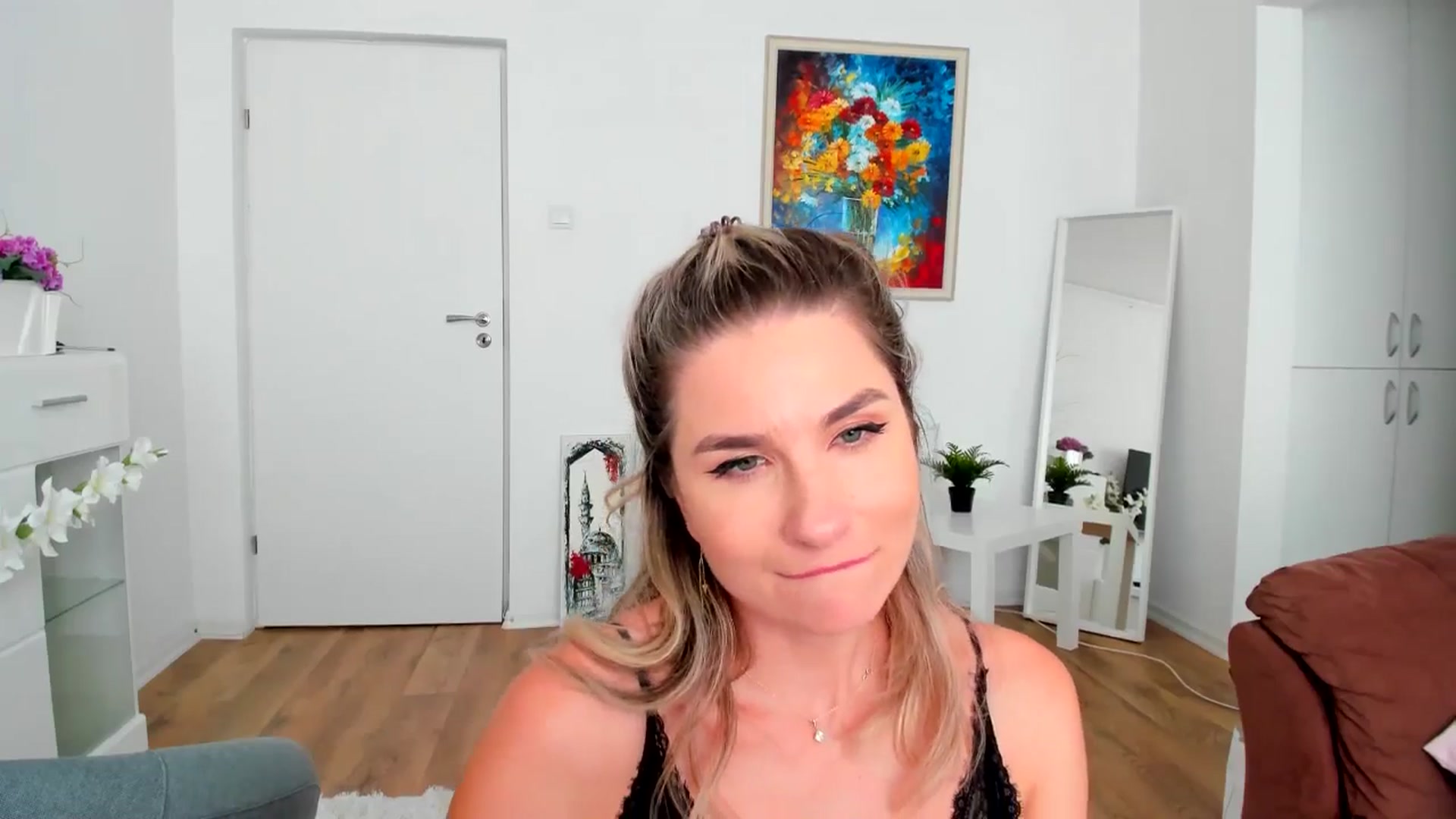 Gallery image thumbnail from AlyMiss's myfreecams stream on, 08/21/2025, 14:09 image 20 of 20