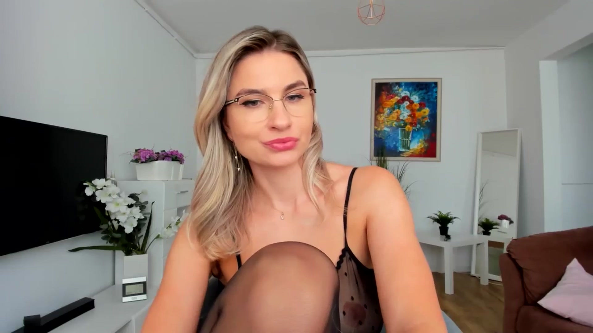 Gallery image thumbnail from AlyMiss's myfreecams stream on, 08/25/2025, 14:07 image 15 of 20