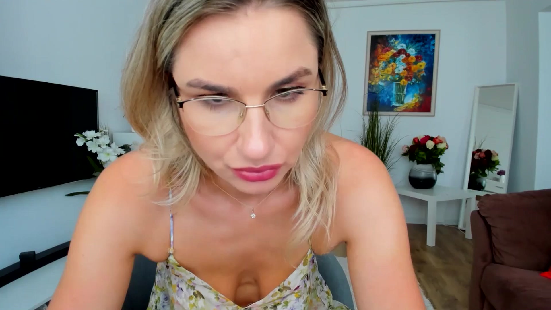 Gallery image thumbnail from AlyMiss's myfreecams stream on, 09/03/2025, 09:59 image 16 of 20