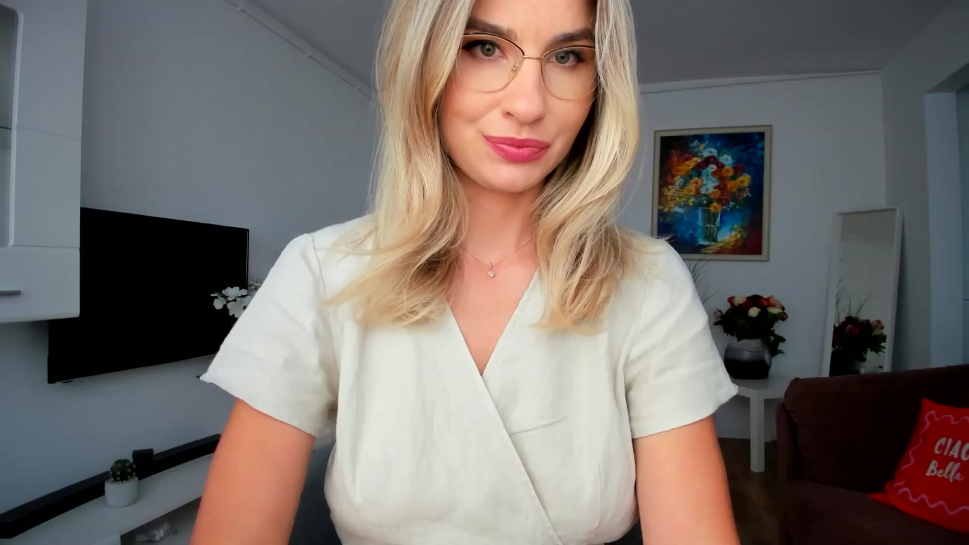 Gallery image thumbnail from AlyMiss's myfreecams stream on, 09/04/2025, 11:39 image 12 of 20