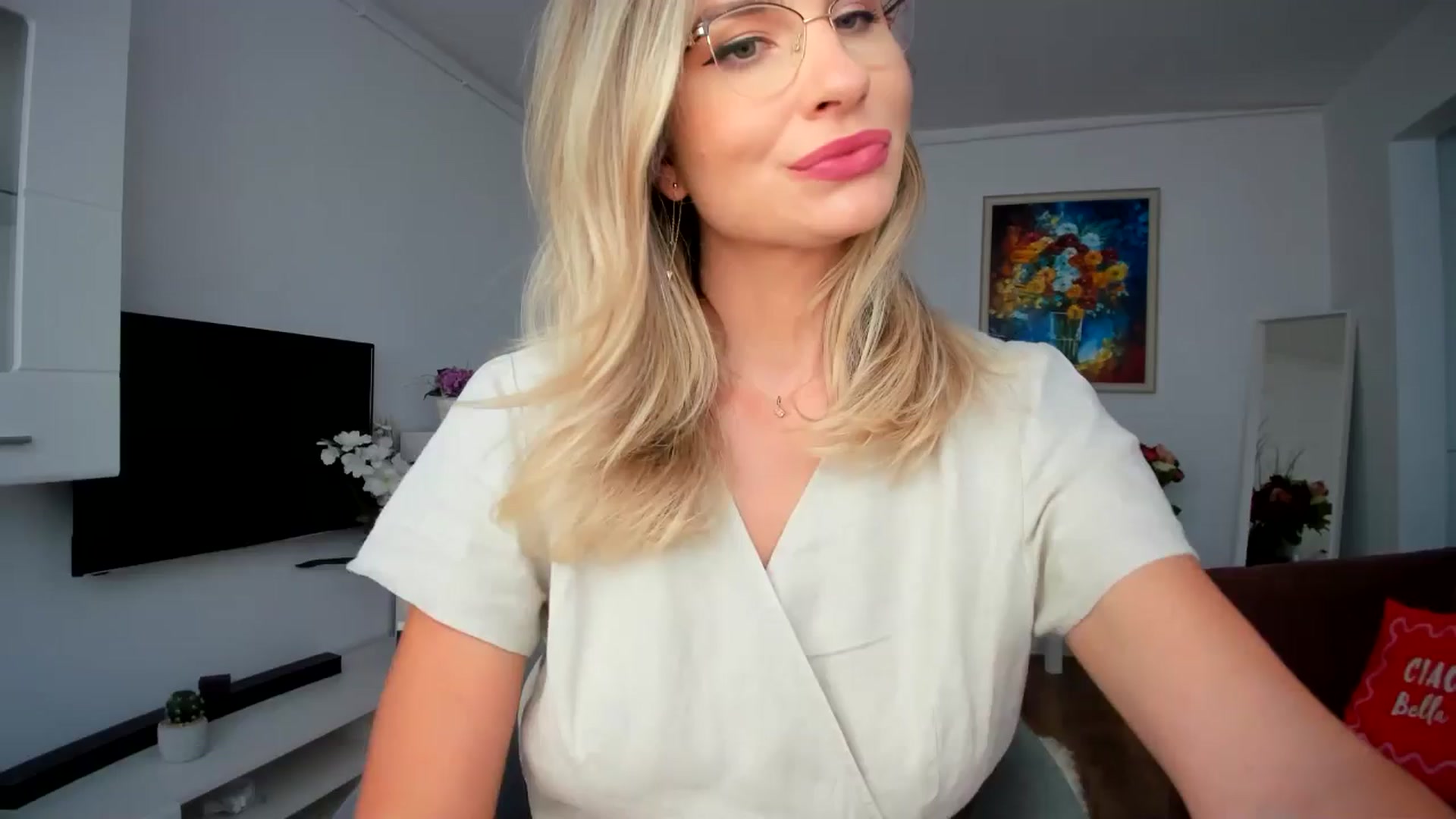 Gallery image thumbnail from AlyMiss's myfreecams stream on, 09/04/2025, 11:39 image 13 of 20