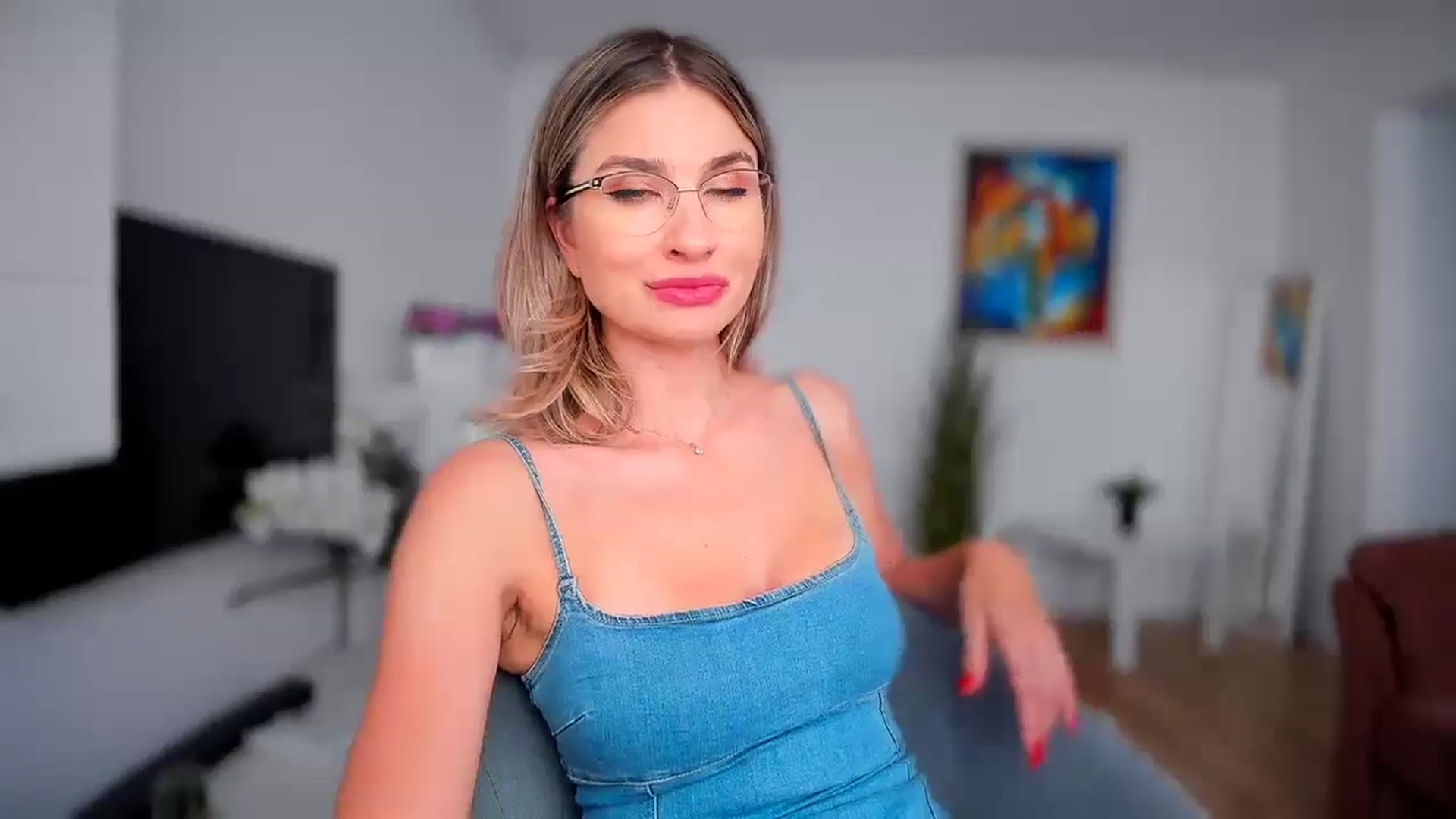 Gallery image thumbnail from AlyMiss's myfreecams stream on, 09/10/2025, 11:08 image 18 of 20