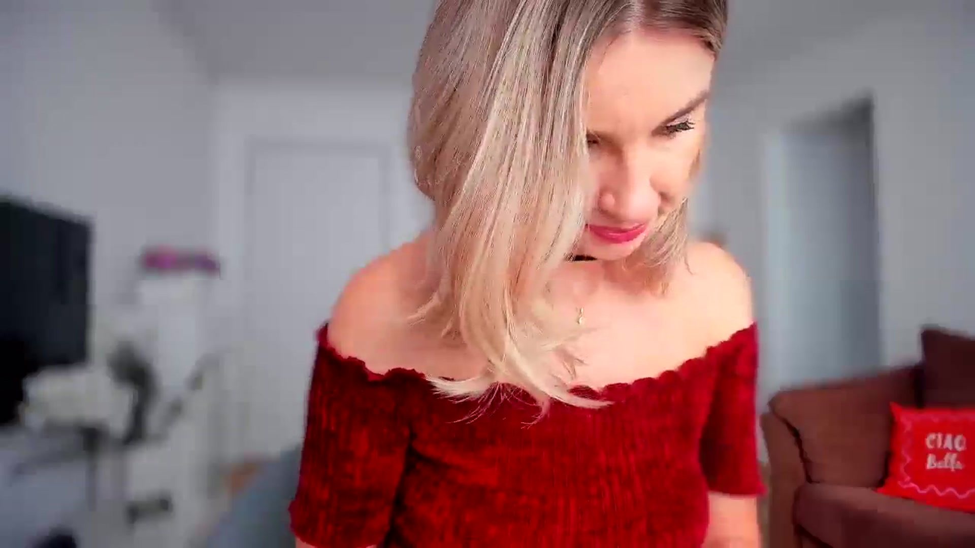 Gallery image thumbnail from AlyMiss's myfreecams stream on, 09/11/2025, 11:51 image 4 of 20