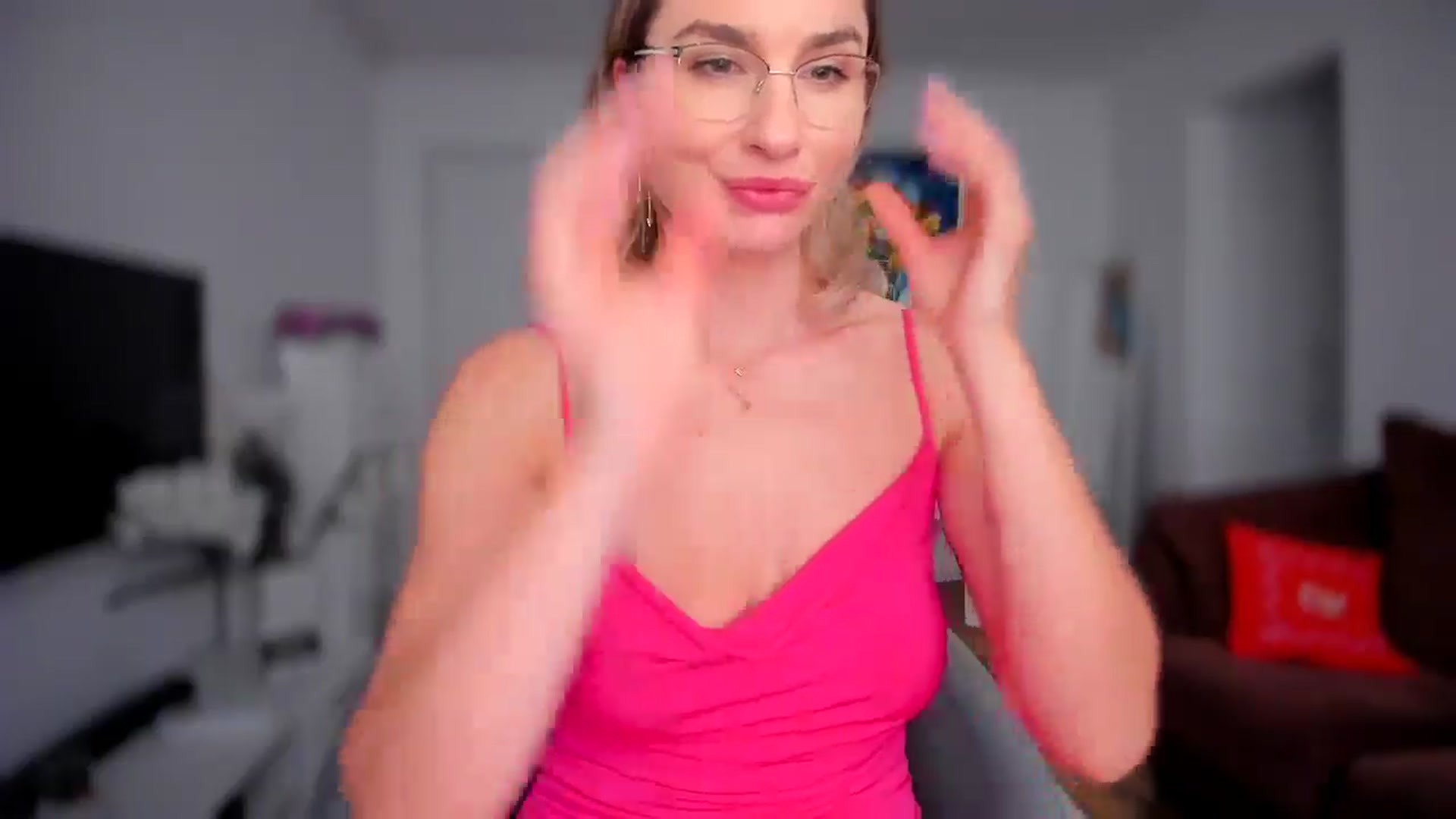 Gallery image thumbnail from AlyMiss's myfreecams stream on, 09/29/2025, 14:15 image 5 of 20