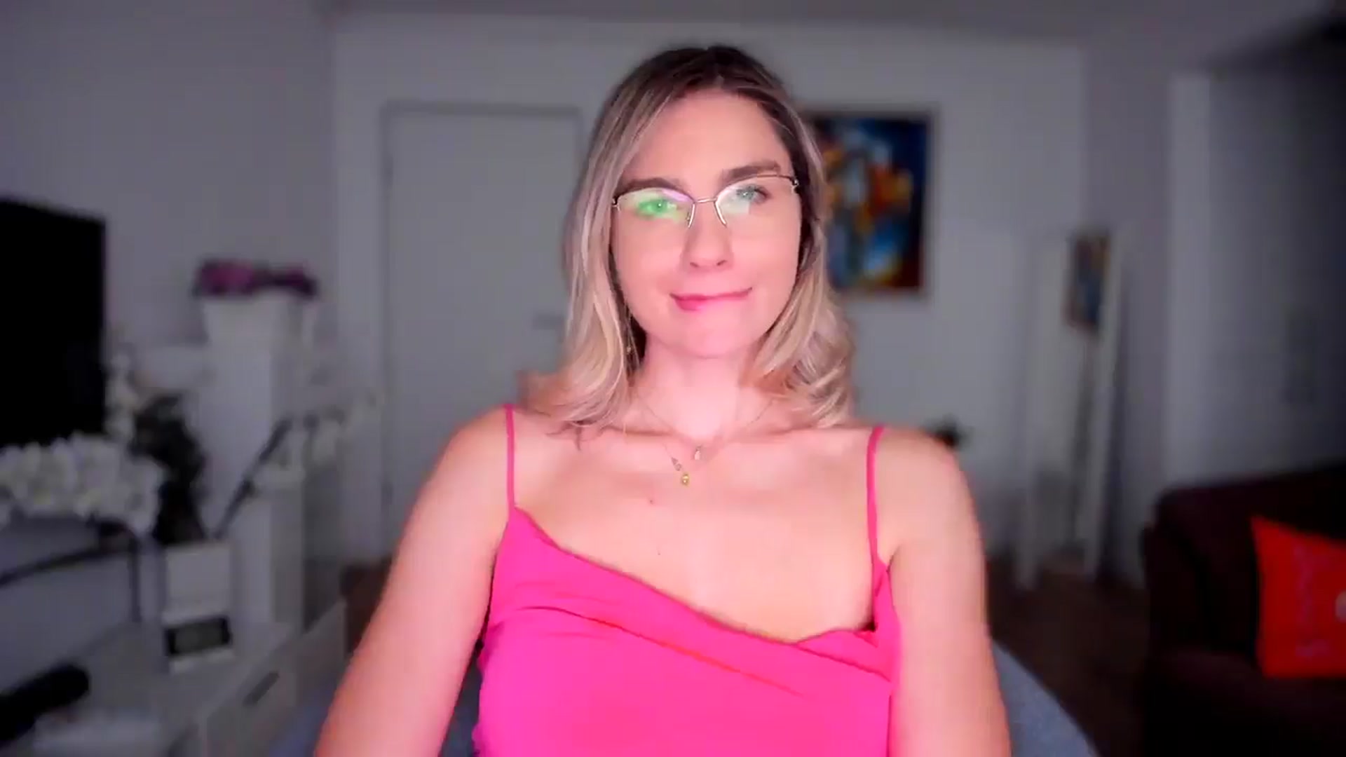 Gallery image thumbnail from AlyMiss's myfreecams stream on, 09/29/2025, 14:15 image 18 of 20