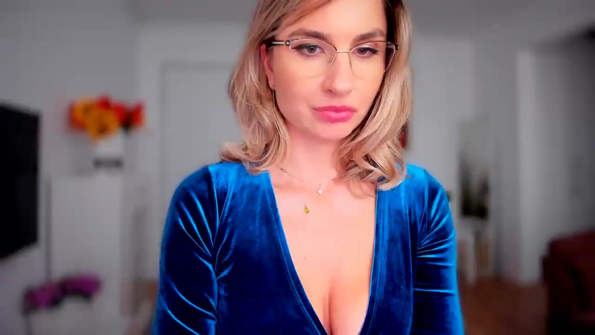 Gallery image thumbnail from AlyMiss's myfreecams stream on, 10/02/2025, 12:05 image 20 of 20