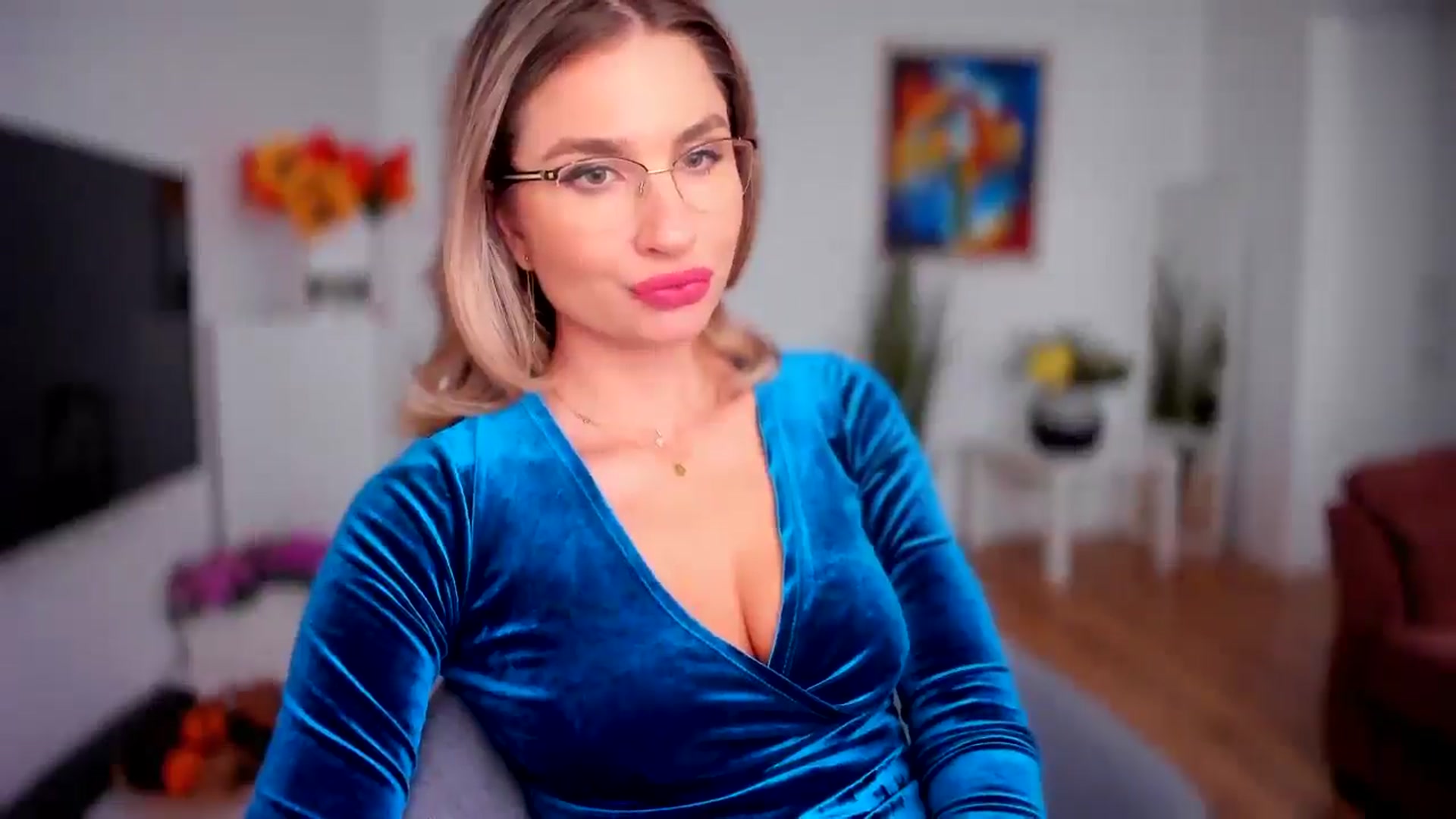 Gallery image thumbnail from AlyMiss's myfreecams stream on, 10/02/2025, 14:05 image 15 of 20