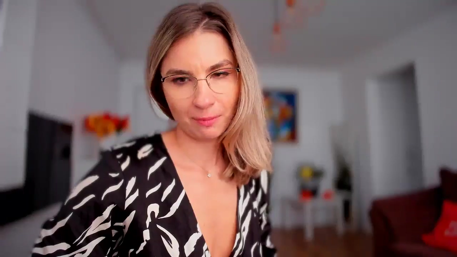 Gallery image thumbnail from AlyMiss's myfreecams stream on, 10/06/2025, 13:59 image 16 of 20
