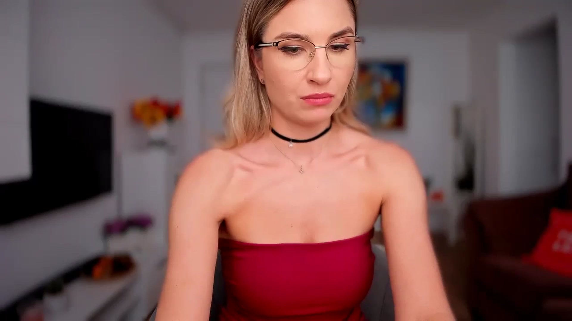 Gallery image thumbnail from AlyMiss's myfreecams stream on, 10/16/2025, 13:56 image 3 of 20
