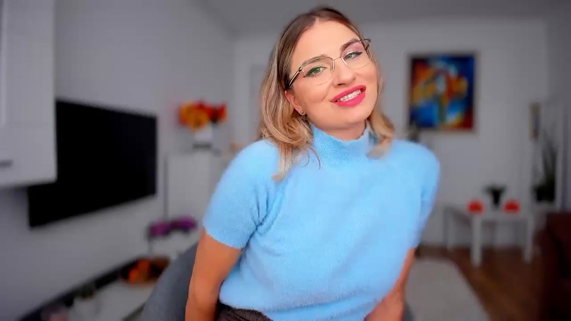 Gallery image thumbnail from AlyMiss's myfreecams stream on, 10/17/2025, 10:21 image 1 of 20