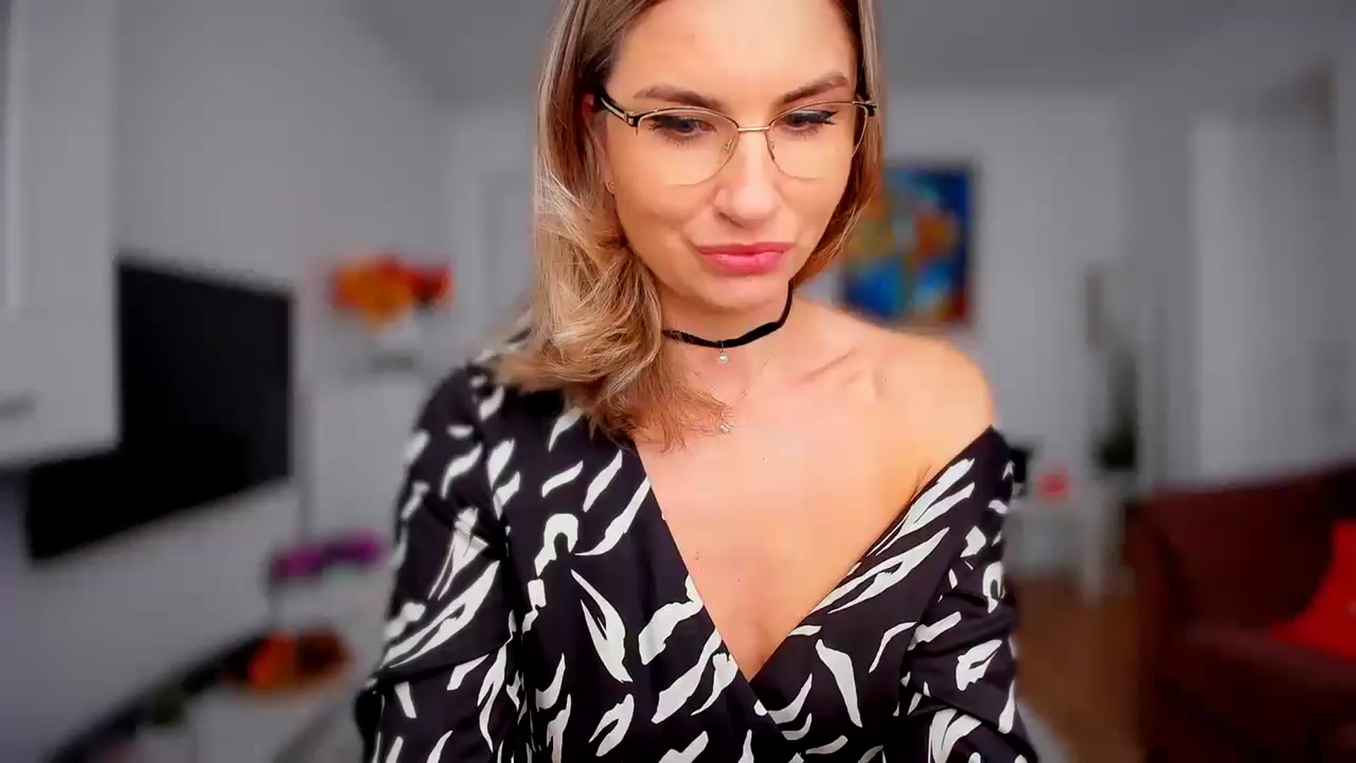 Gallery image thumbnail from AlyMiss's myfreecams stream on, 10/20/2025, 09:46 image 1 of 20