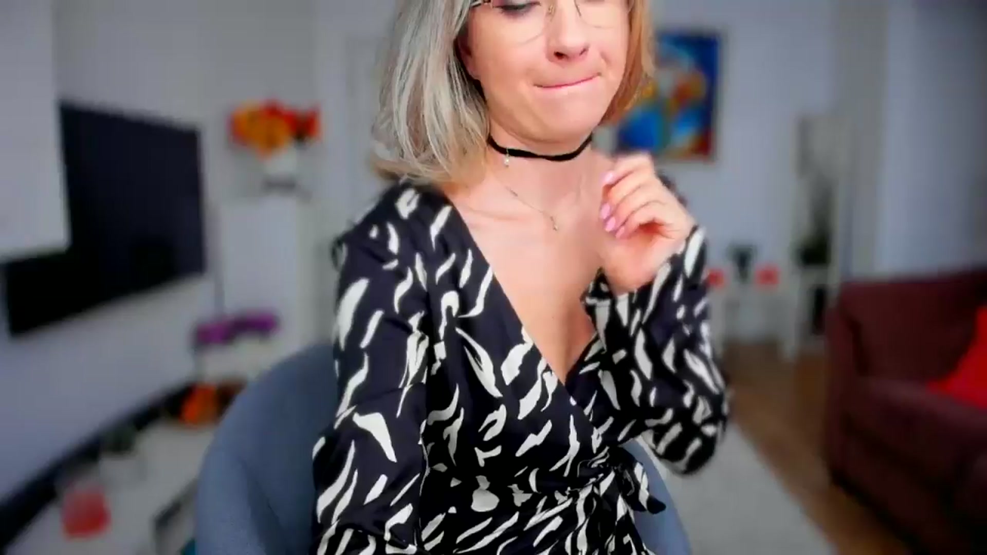 Gallery image thumbnail from AlyMiss's myfreecams stream on, 10/20/2025, 09:46 image 14 of 20