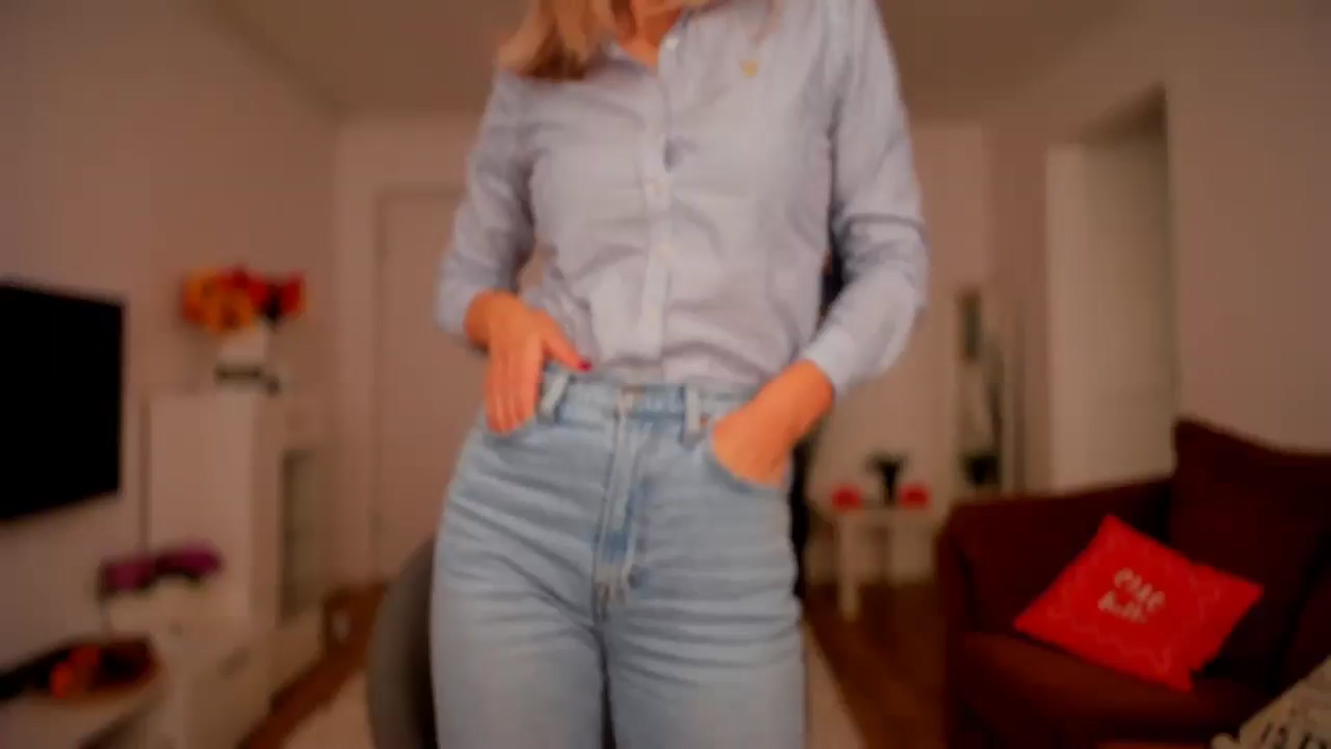 Gallery image thumbnail from AlyMiss's myfreecams stream on, 10/22/2025, 13:50 image 3 of 20
