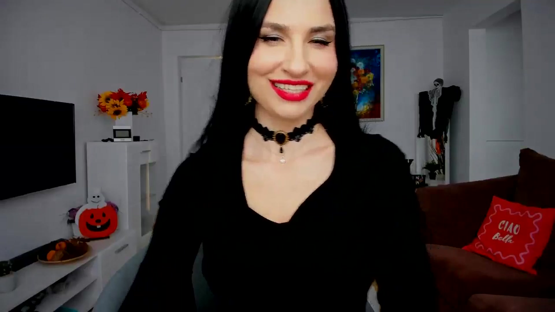 Gallery image thumbnail from AlyMiss's myfreecams stream on, 10/31/2025, 11:06 image 3 of 20