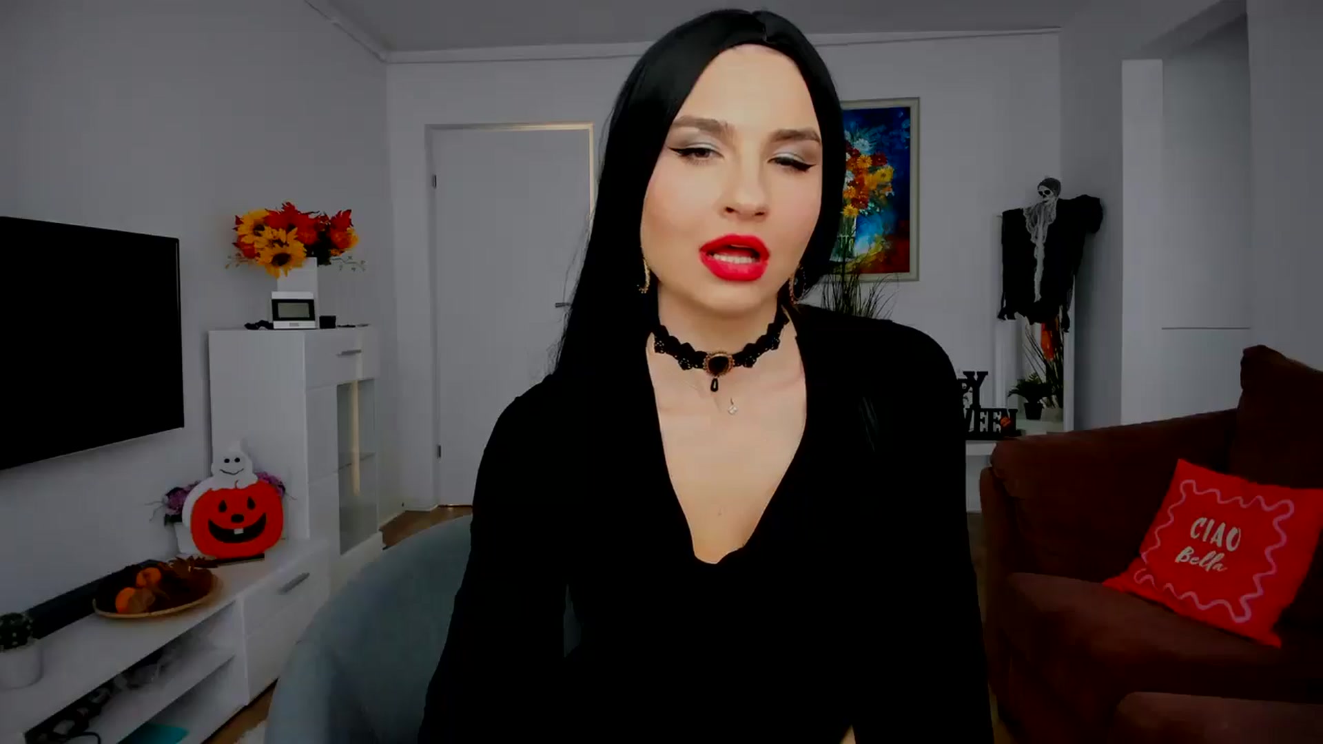 Gallery image thumbnail from AlyMiss's myfreecams stream on, 10/31/2025, 11:06 image 4 of 20