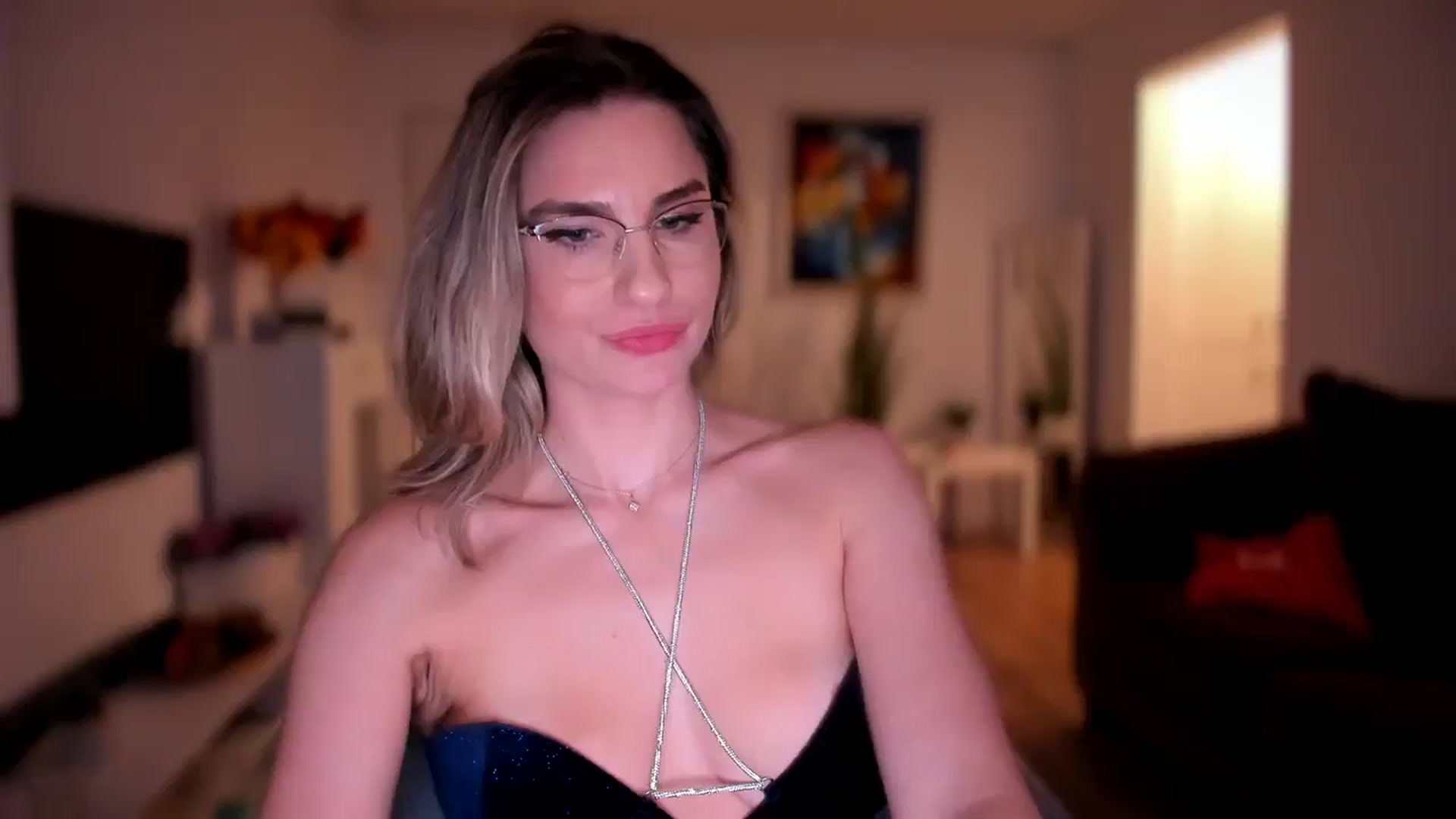 Gallery image thumbnail from AlyMiss's myfreecams stream on, 11/06/2025, 14:59 image 18 of 20