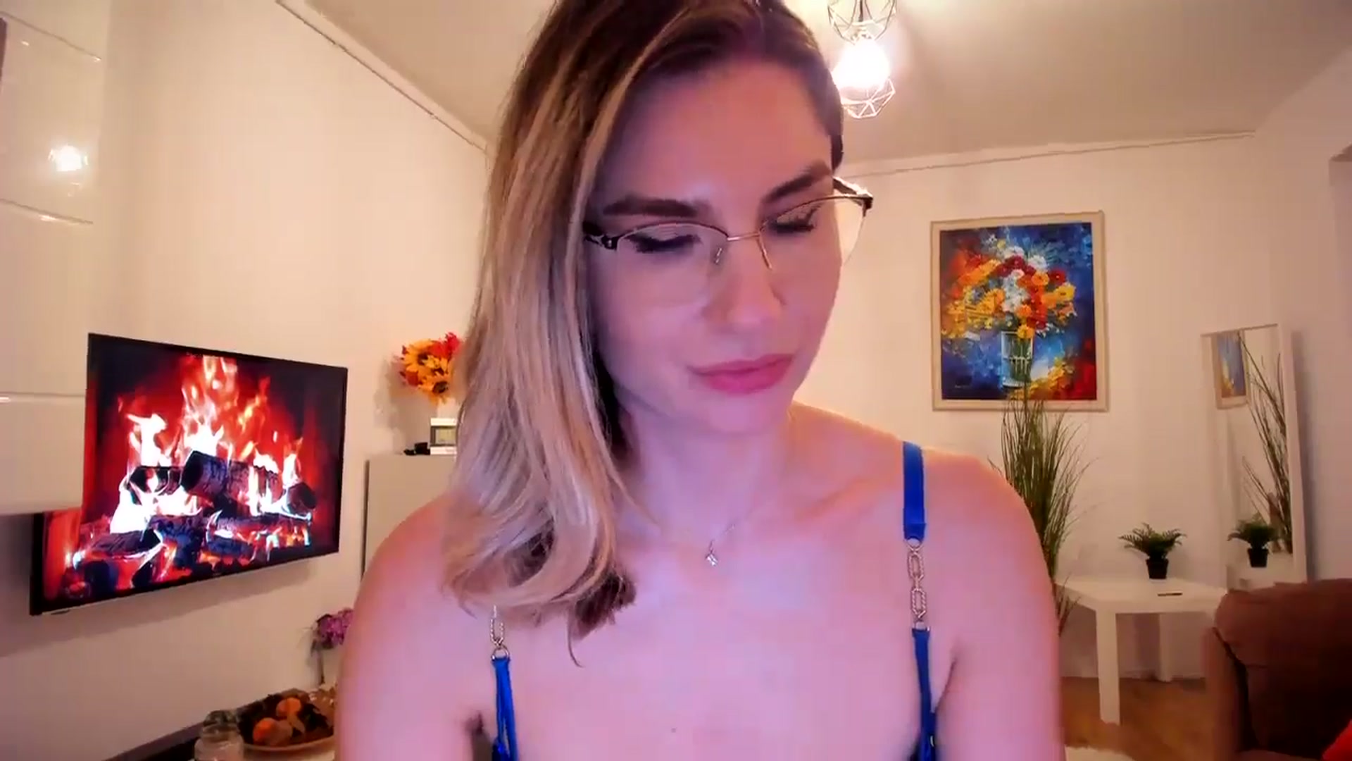 Gallery image thumbnail from AlyMiss's myfreecams stream on, 11/10/2025, 16:15 image 9 of 20