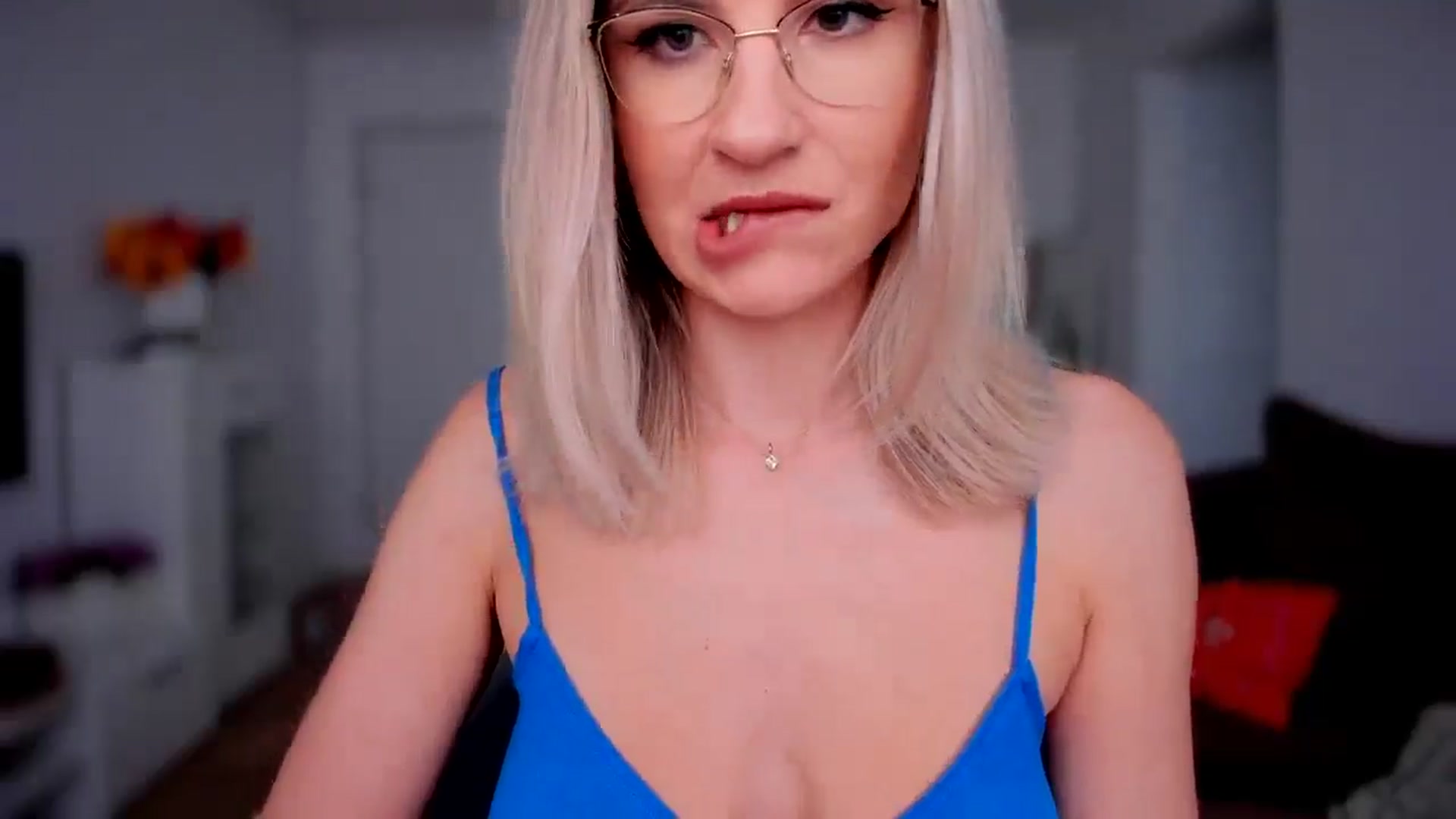 Gallery image thumbnail from AlyMiss's myfreecams stream on, 11/14/2025, 12:49 image 8 of 20
