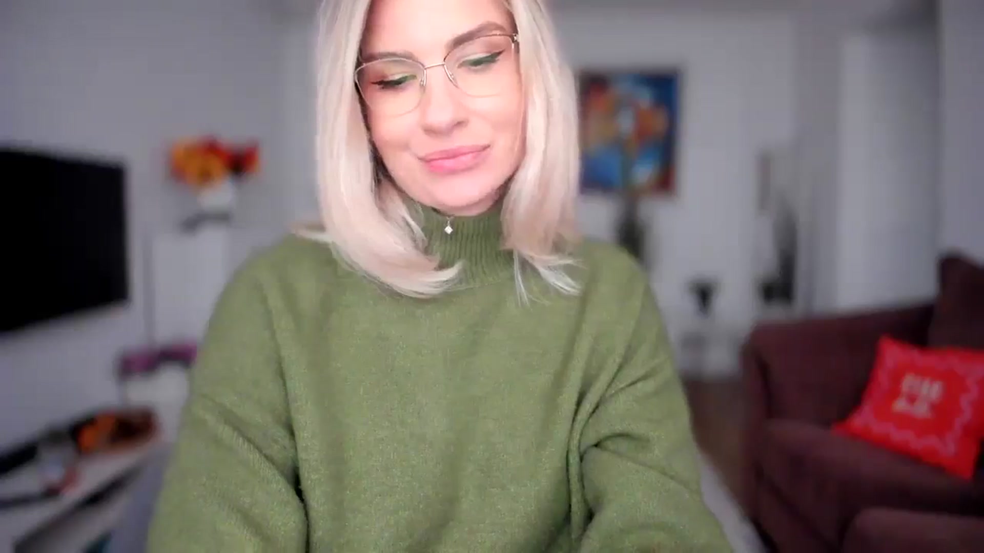 Gallery image thumbnail from AlyMiss's myfreecams stream on, 11/17/2025, 14:34 image 17 of 20