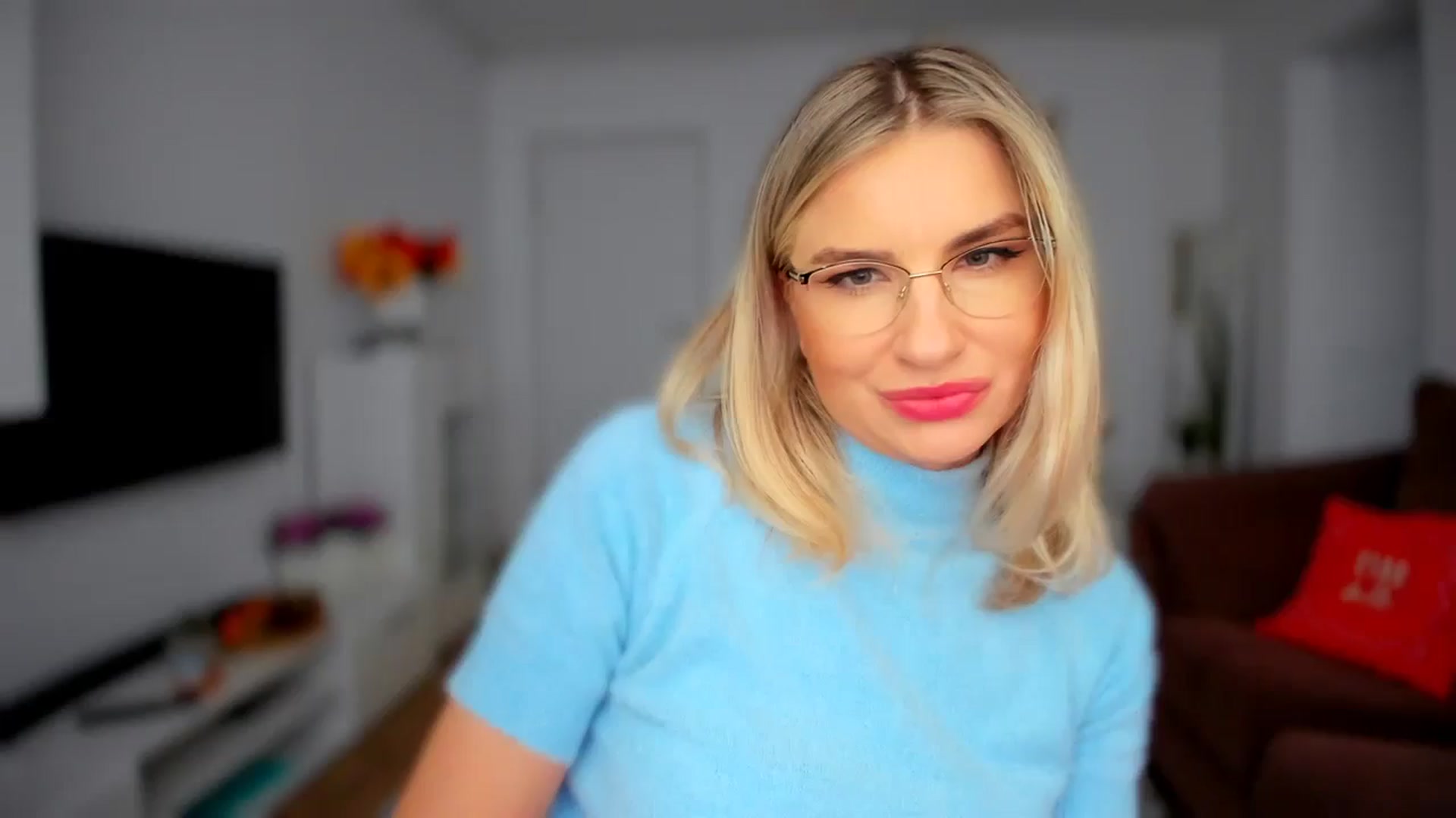 Gallery image thumbnail from AlyMiss's myfreecams stream on, 11/19/2025, 10:59 image 14 of 20