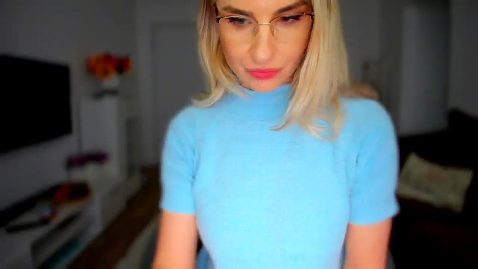Gallery image thumbnail from AlyMiss's myfreecams stream on, 11/19/2025, 15:59 image 11 of 20
