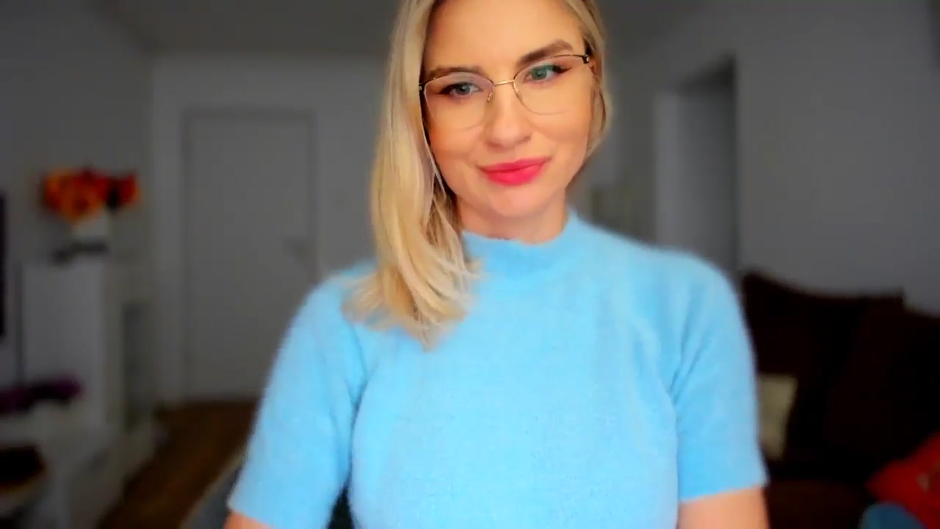 Gallery image thumbnail from AlyMiss's myfreecams stream on, 11/19/2025, 15:59 image 6 of 20