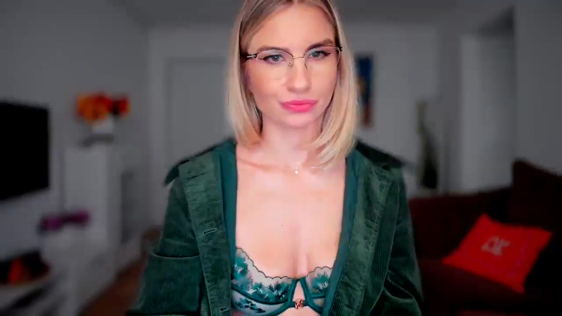 Gallery image thumbnail from AlyMiss's myfreecams stream on, 11/20/2025, 14:39 image 18 of 20