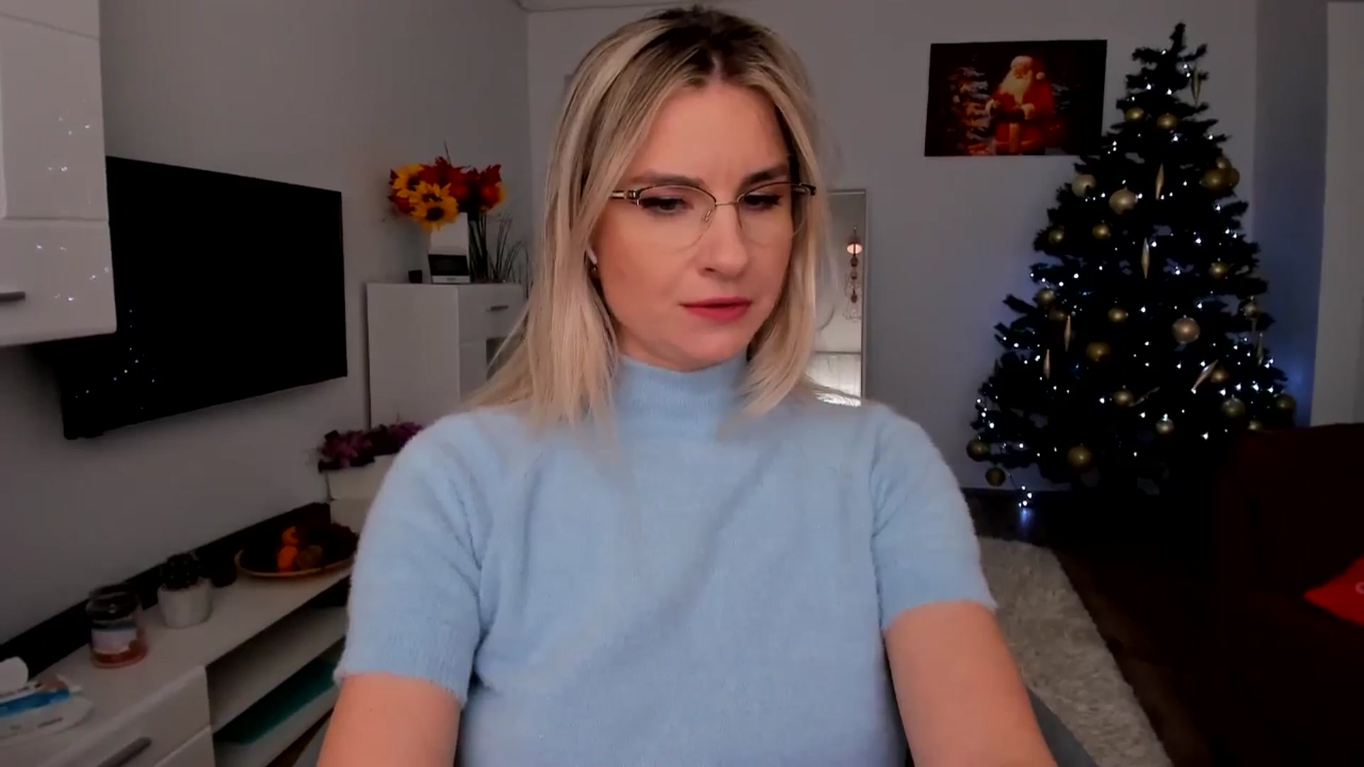 Gallery image thumbnail from AlyMiss's myfreecams stream on, 12/16/2025, 10:14 image 15 of 20