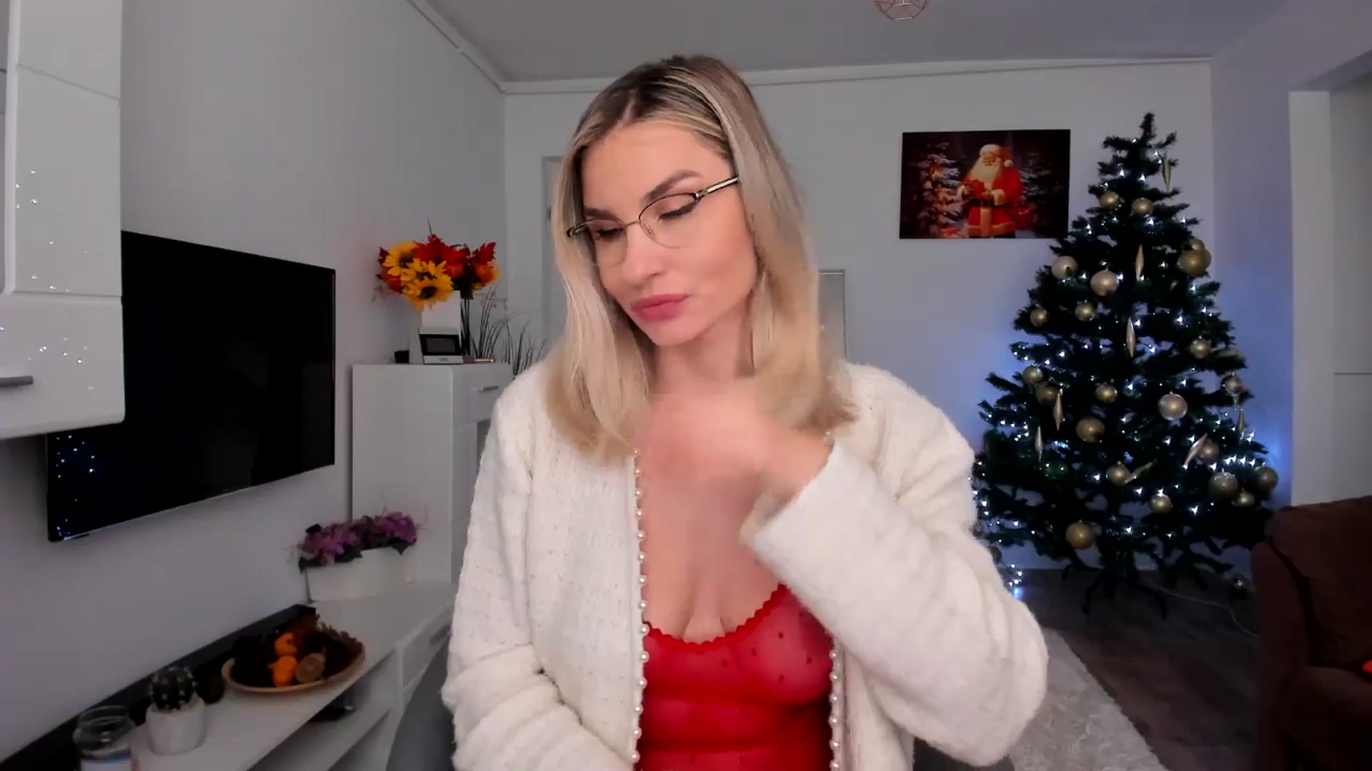 Gallery image thumbnail from AlyMiss's myfreecams stream on, 12/17/2025, 08:30 image 5 of 20