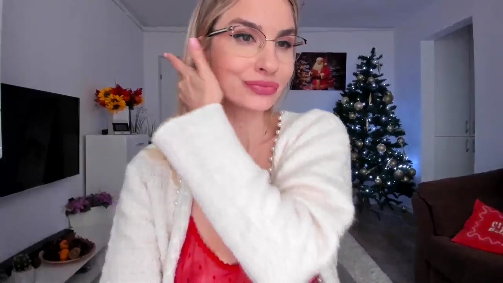 Gallery image thumbnail from AlyMiss's myfreecams stream on, 12/17/2025, 12:55 image 19 of 20