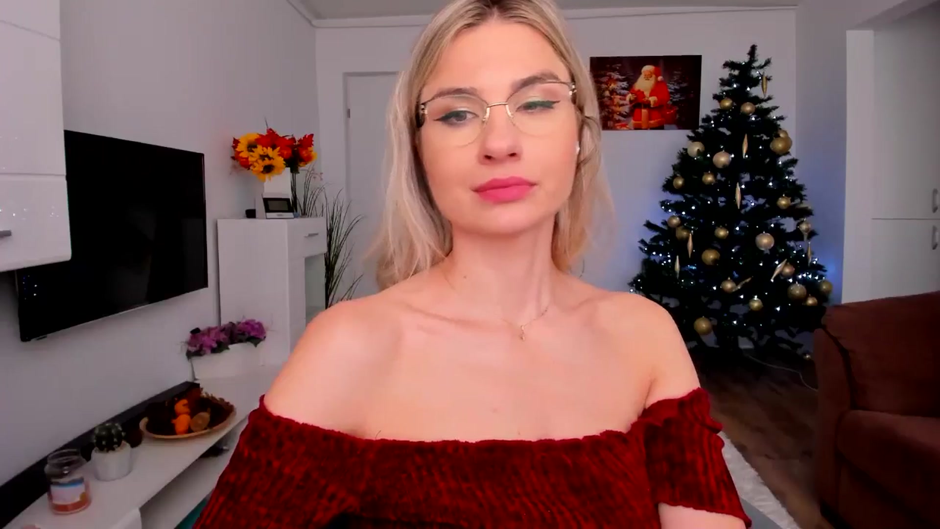 Gallery image thumbnail from AlyMiss's myfreecams stream on, 12/18/2025, 09:00 image 20 of 20