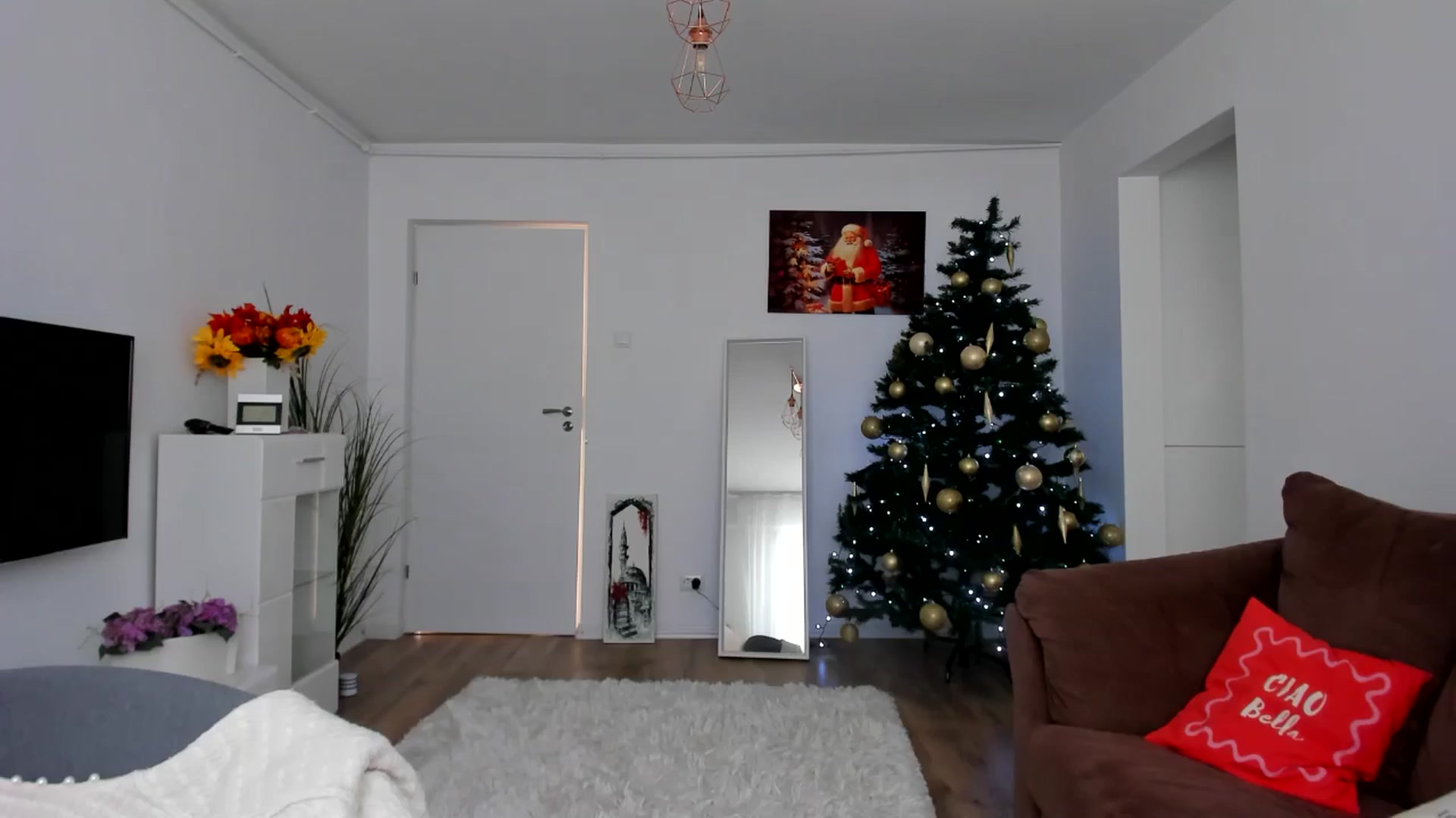 Gallery image thumbnail from AlyMiss's myfreecams stream on, 12/30/2025, 10:12 image 12 of 20