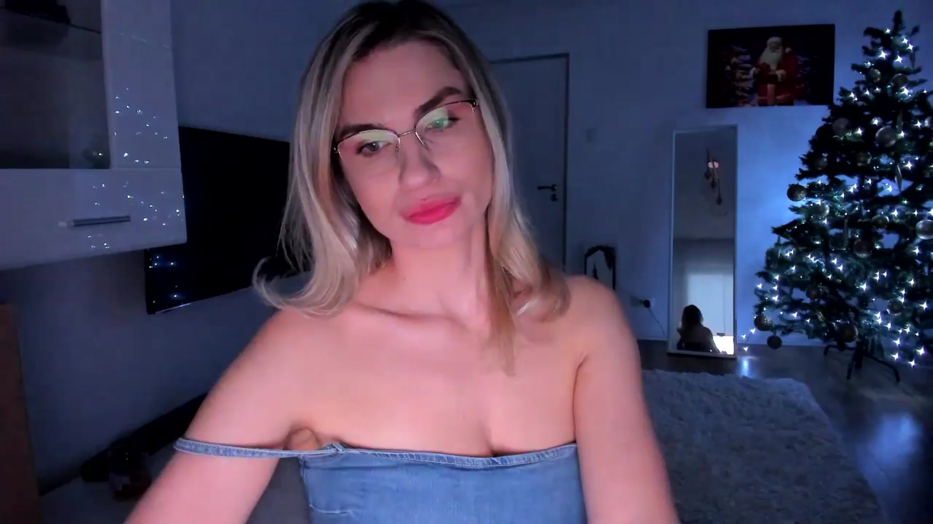 Gallery image thumbnail from AlyMiss's myfreecams stream on, 01/04/2026, 15:16 image 15 of 20