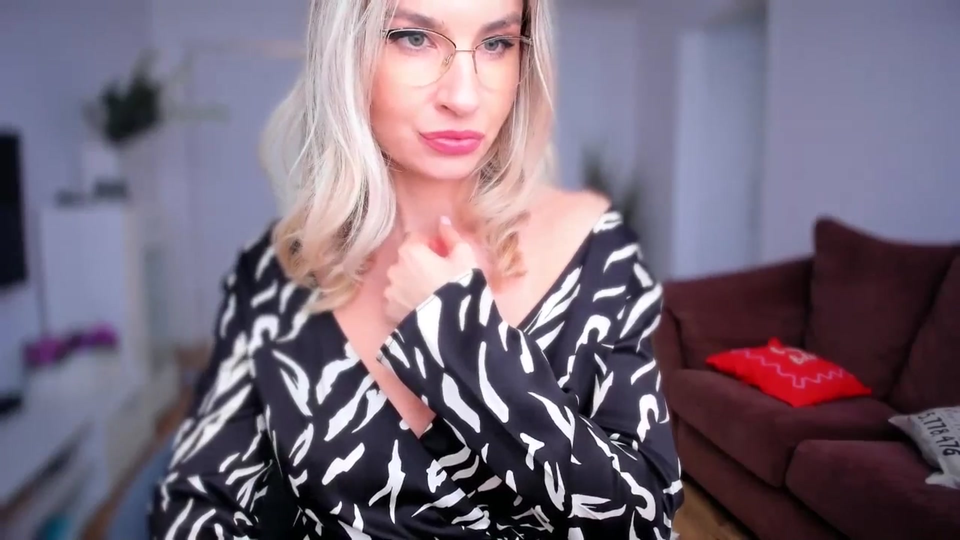 Gallery image thumbnail from AlyMiss's myfreecams stream on, 01/12/2026, 11:28 image 3 of 20