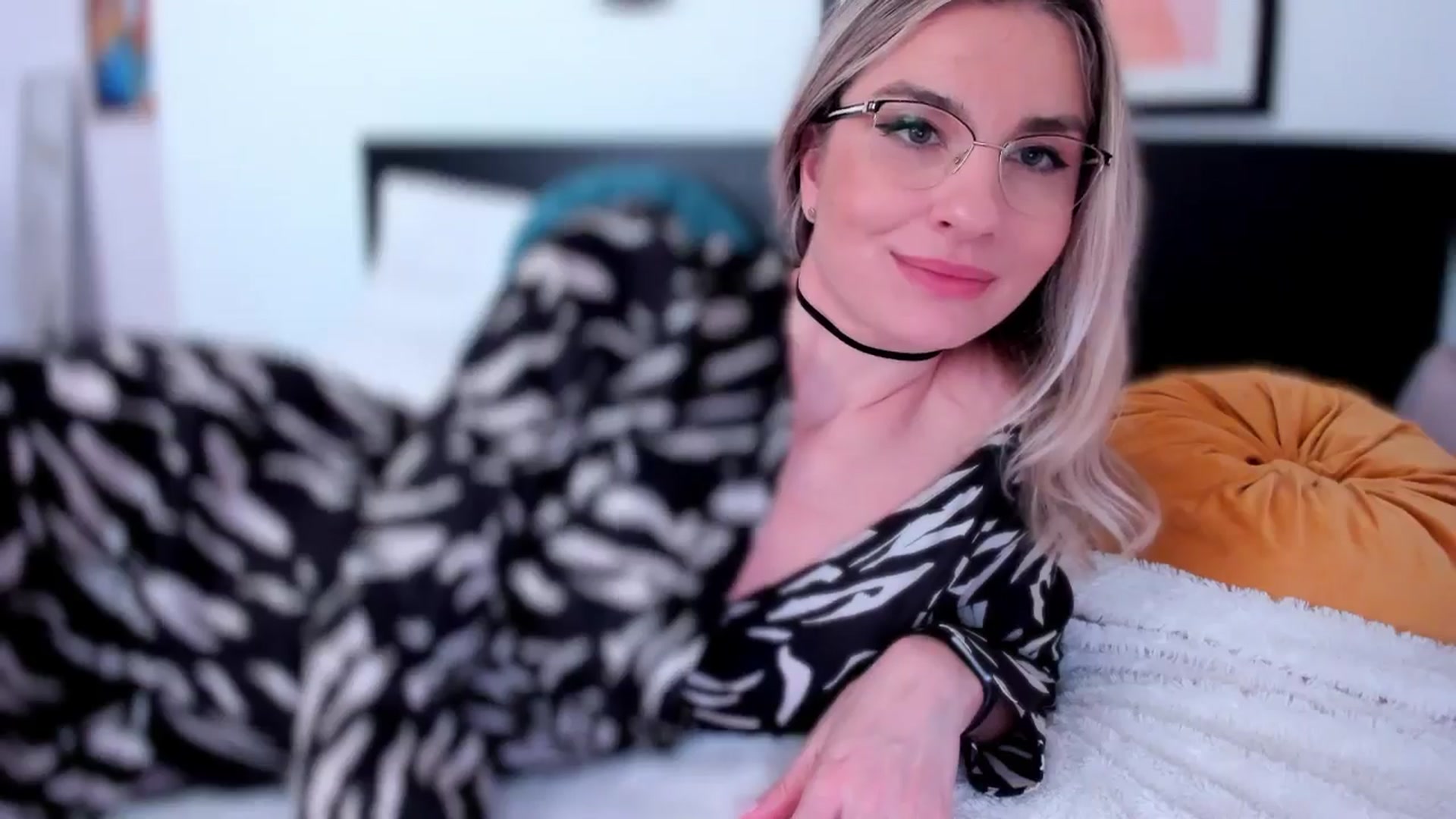 Gallery image thumbnail from AlyMiss's myfreecams stream on, 01/12/2026, 14:52 image 20 of 20
