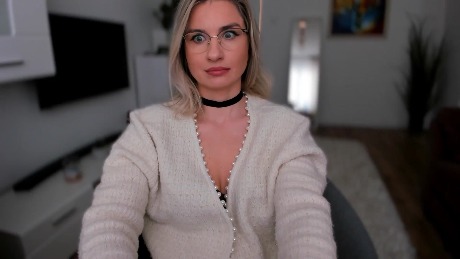 Gallery image thumbnail from AlyMiss's myfreecams stream on, 01/14/2026, 11:36 image 2 of 20