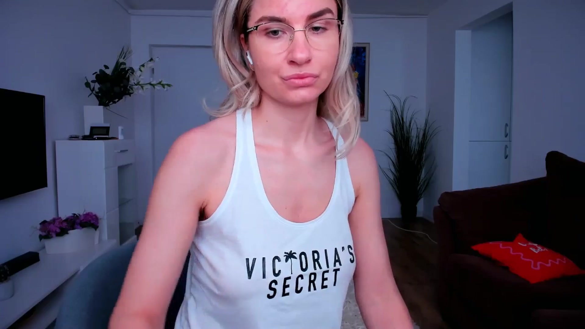 Gallery image thumbnail from AlyMiss's myfreecams stream on, 01/15/2026, 14:11 image 2 of 20