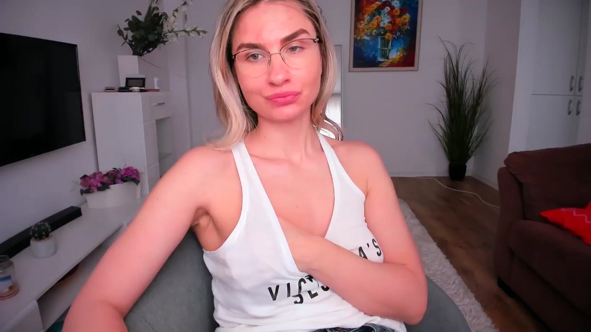 Gallery image thumbnail from AlyMiss's myfreecams stream on, 01/15/2026, 14:11 image 11 of 20