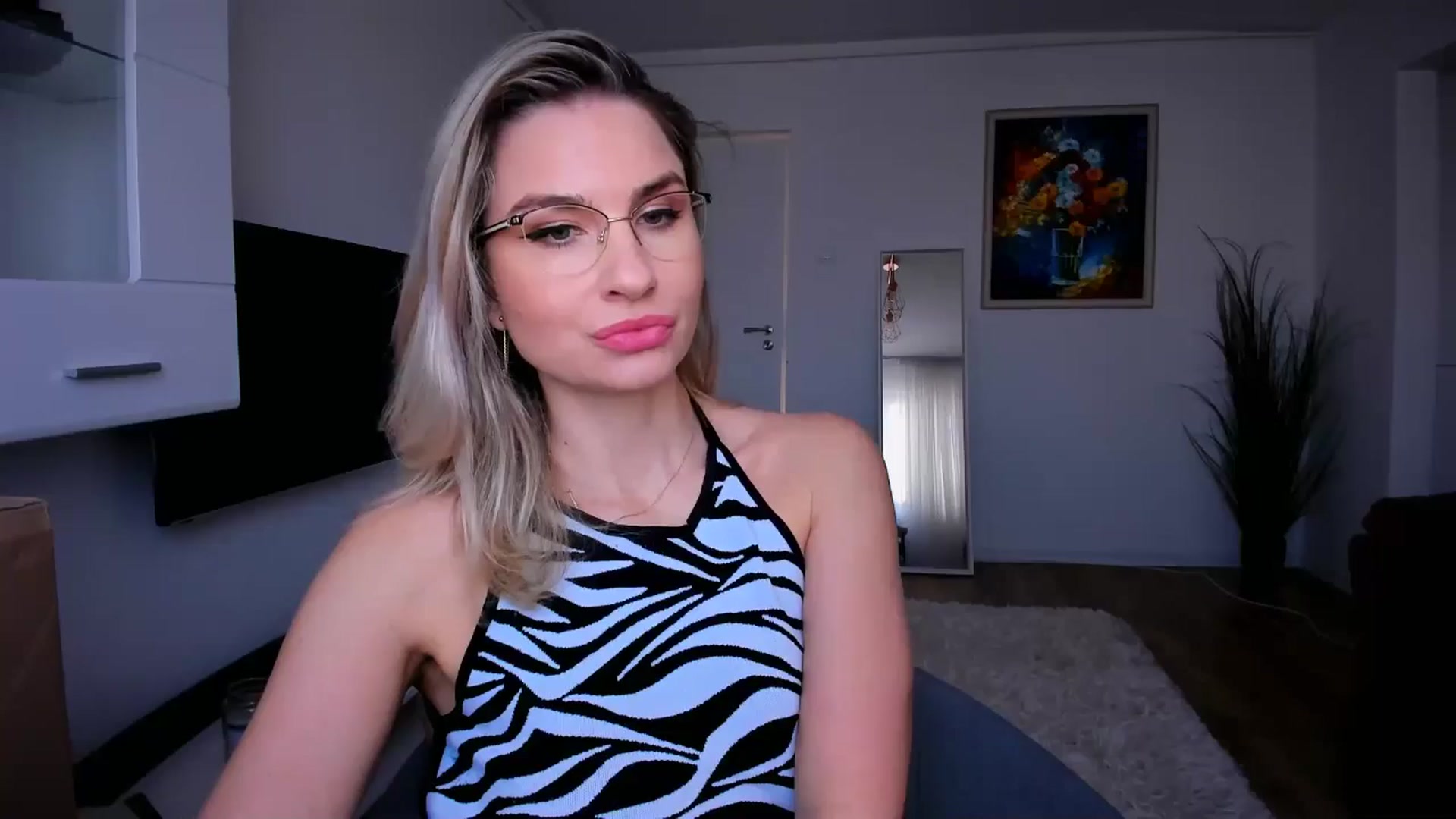 Gallery image thumbnail from AlyMiss's myfreecams stream on, 01/20/2026, 09:58 image 4 of 20