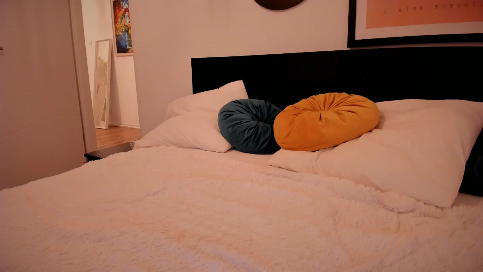 Gallery image thumbnail from AlyMiss's myfreecams stream on, 01/22/2026, 13:45 image 18 of 20