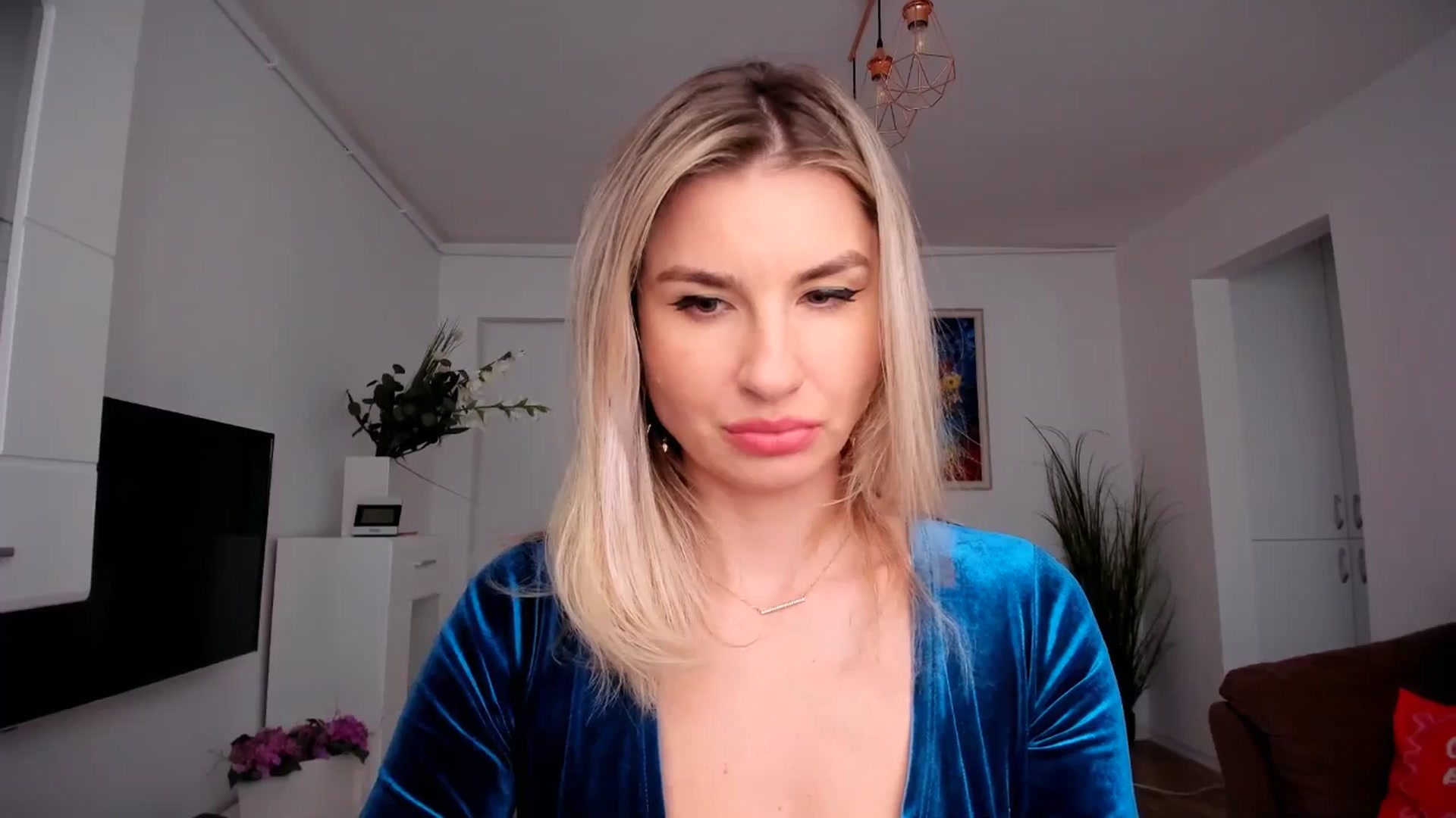 Gallery image thumbnail from AlyMiss's myfreecams stream on, 01/30/2026, 11:21 image 7 of 20