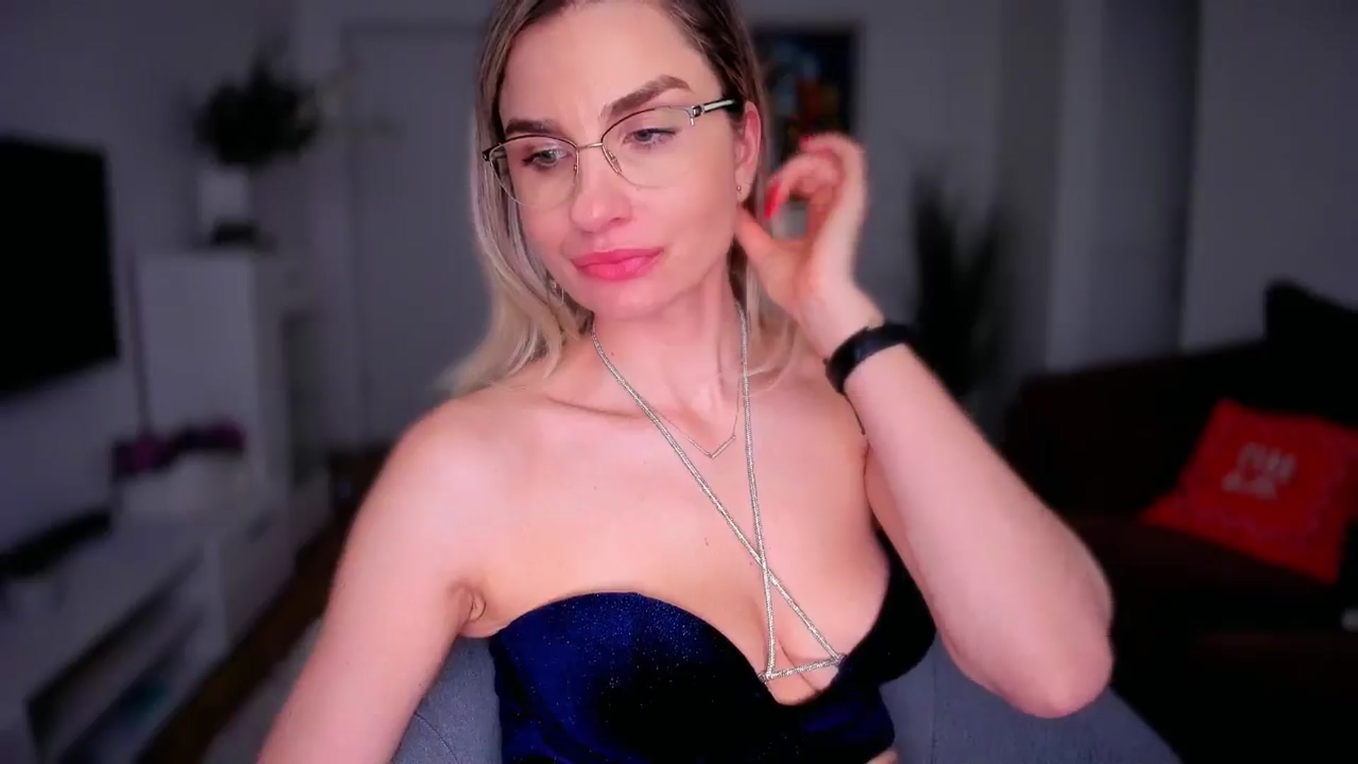 Gallery image thumbnail from AlyMiss's myfreecams stream on, 02/05/2026, 14:57 image 3 of 20
