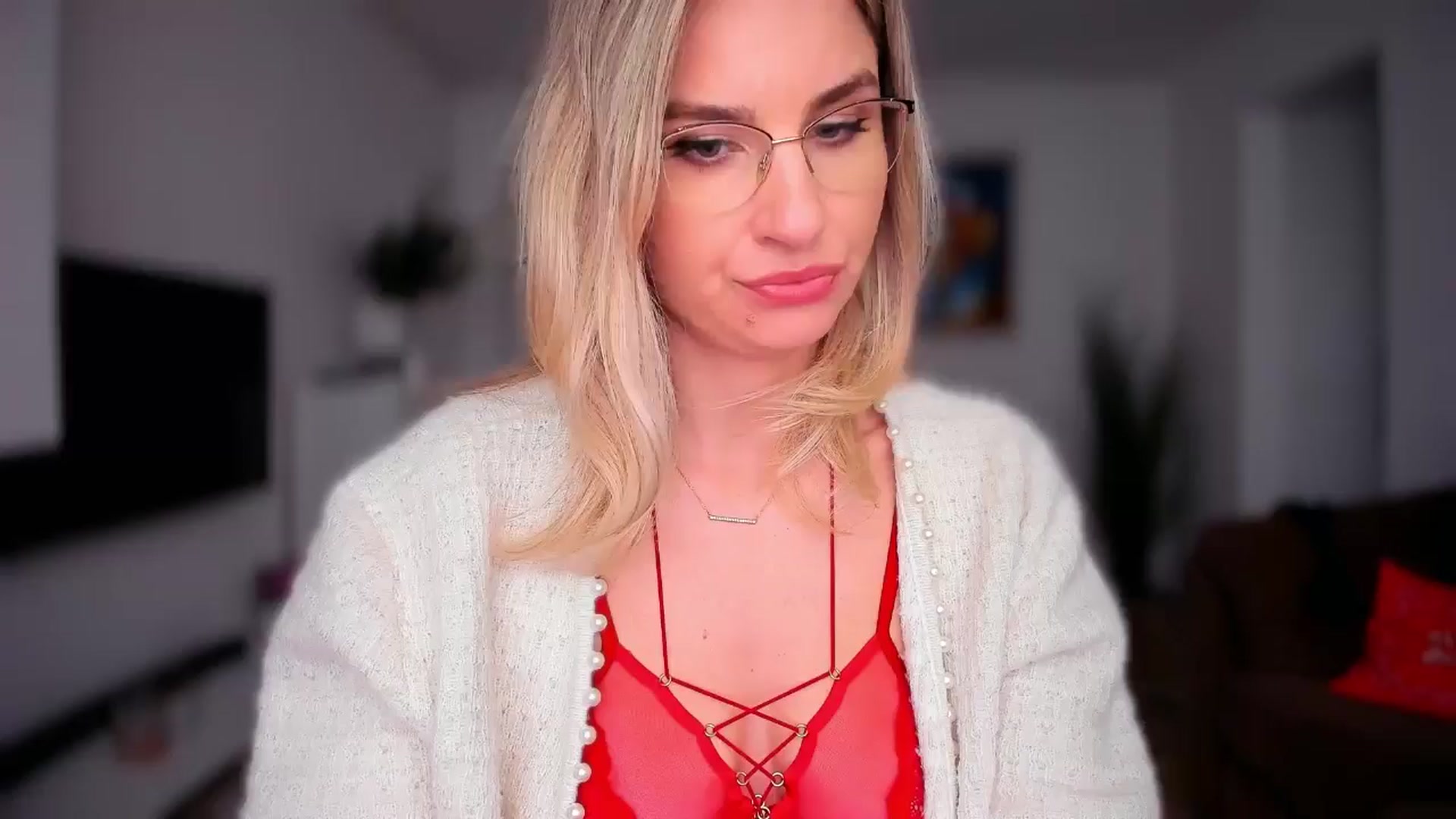 Gallery image thumbnail from AlyMiss's myfreecams stream on, 02/10/2026, 13:58 image 13 of 20