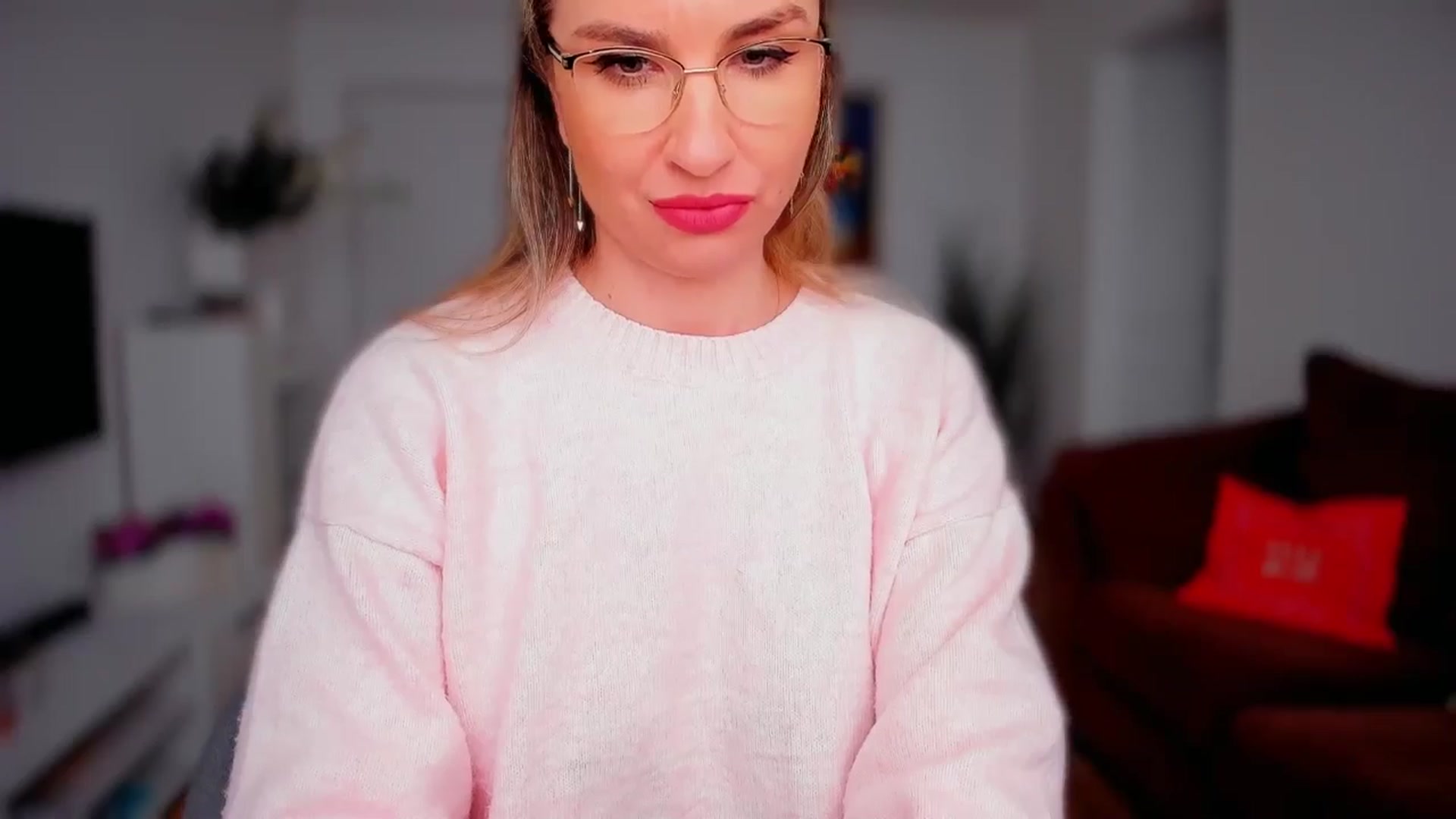 Gallery image thumbnail from AlyMiss's myfreecams stream on, 02/12/2026, 12:11 image 2 of 20