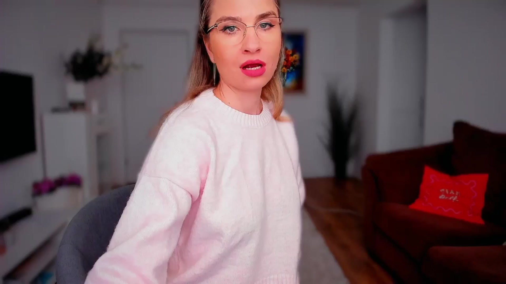 Gallery image thumbnail from AlyMiss's myfreecams stream on, 02/12/2026, 12:11 image 1 of 20