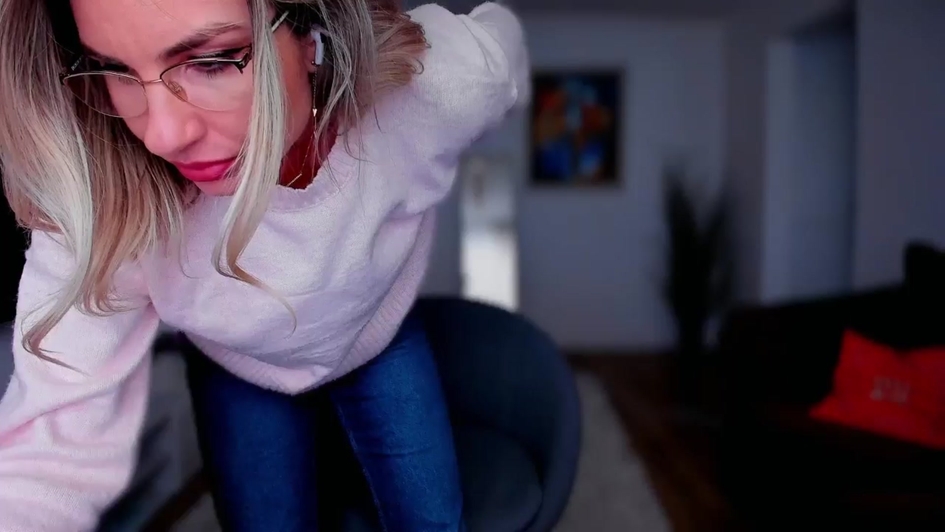 Gallery image thumbnail from AlyMiss's myfreecams stream on, 02/12/2026, 13:09 image 19 of 20