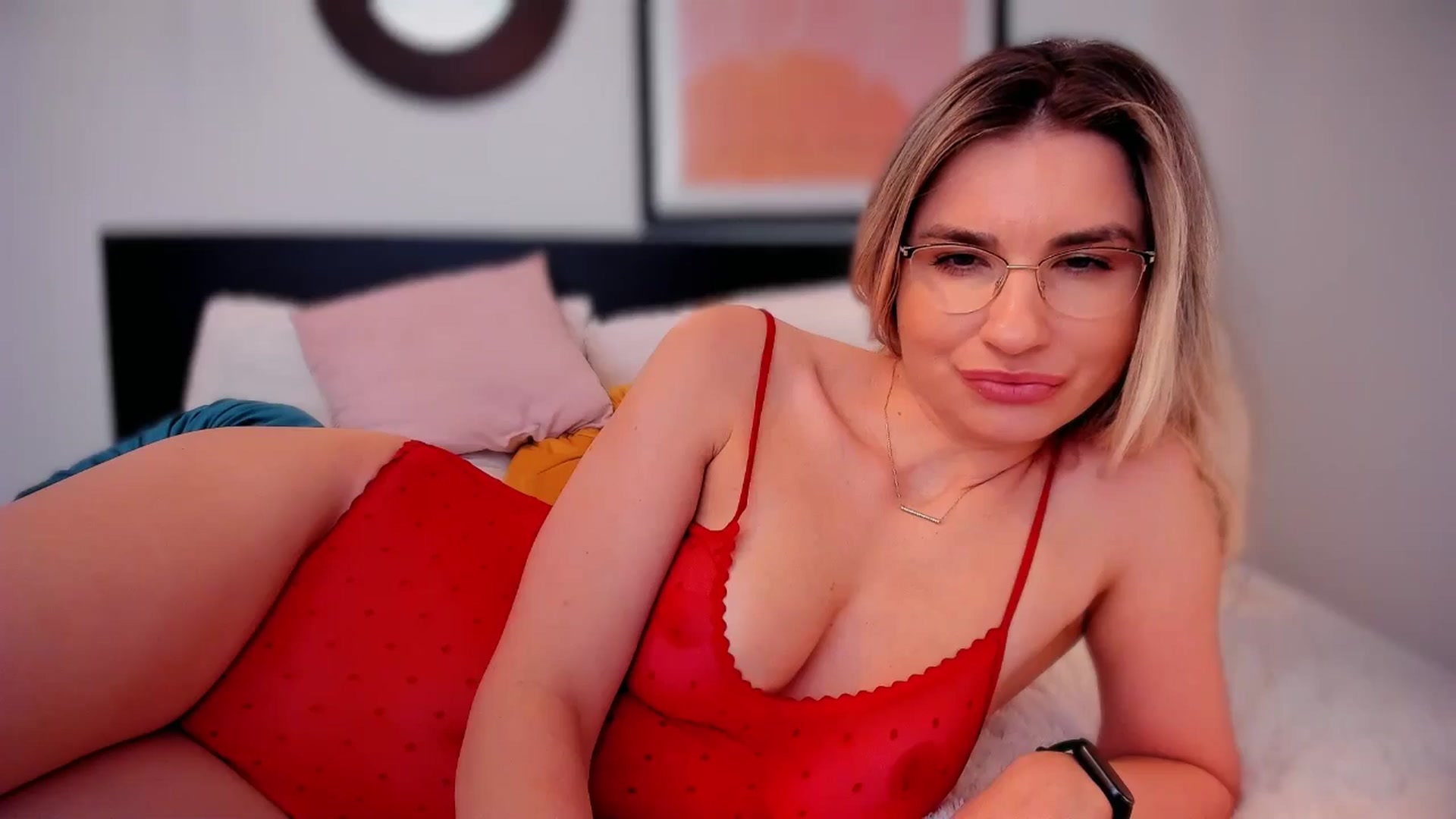 Gallery image thumbnail from AlyMiss's myfreecams stream on, 02/24/2026, 11:31 image 7 of 20