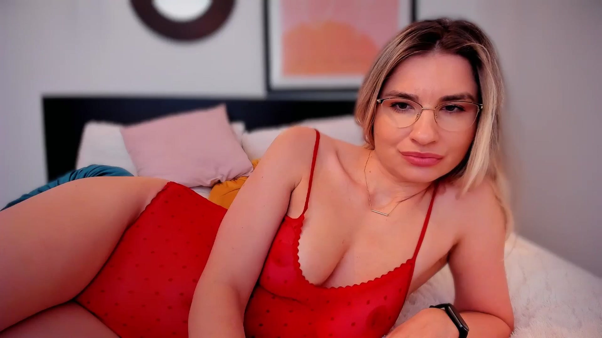 Gallery image thumbnail from AlyMiss's myfreecams stream on, 02/24/2026, 11:31 image 8 of 20