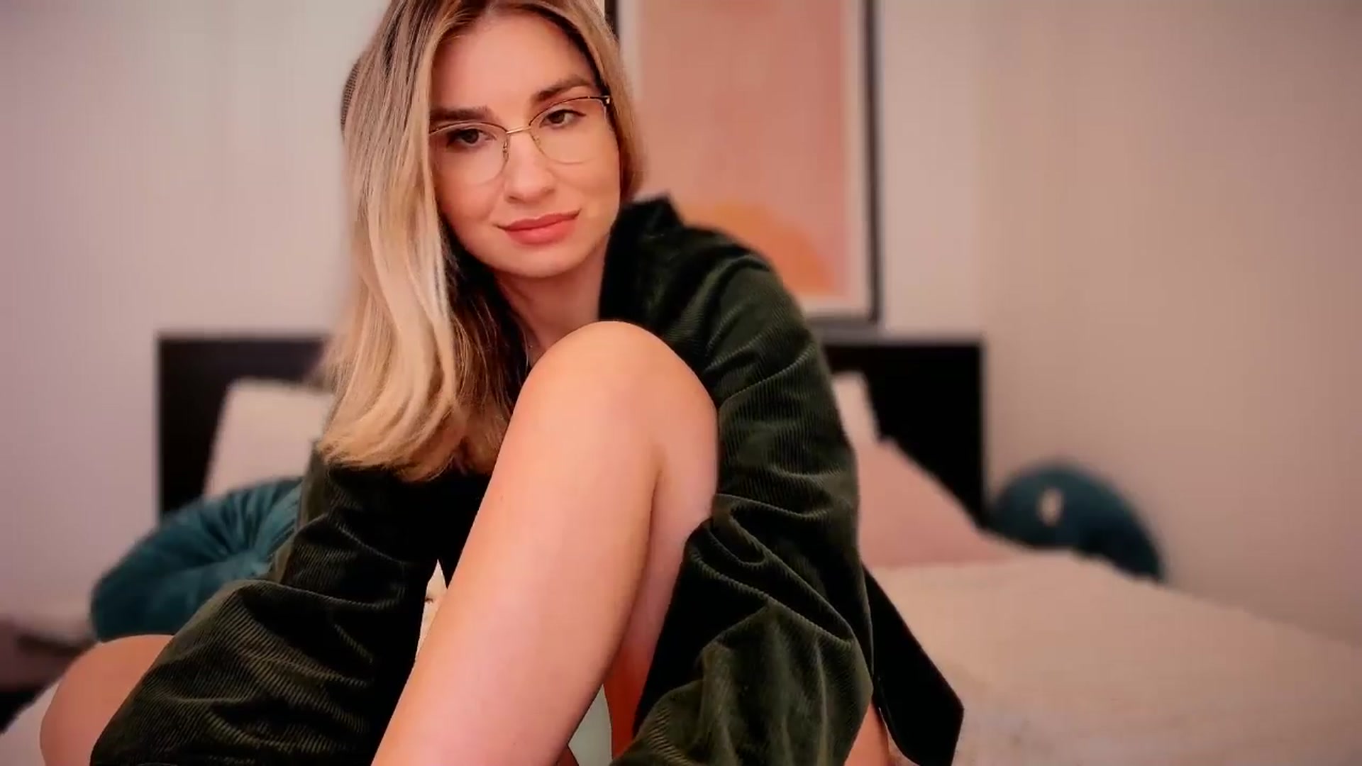 Gallery image thumbnail from AlyMiss's myfreecams stream on, 03/02/2026, 10:59 image 19 of 20